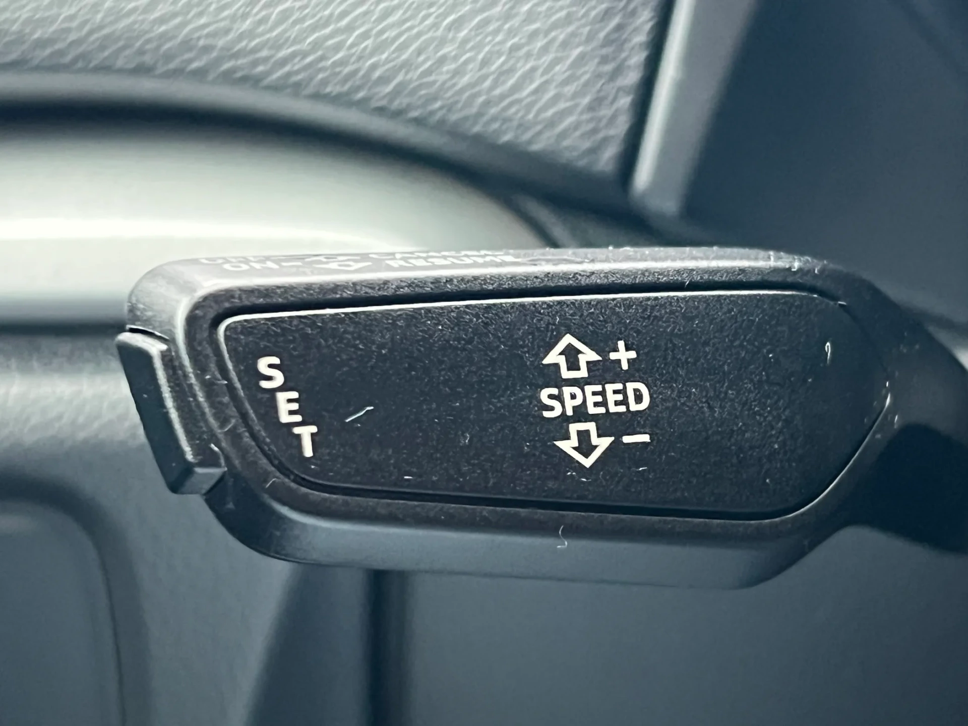 Audi A3 Limousine 30 TDI Design 22