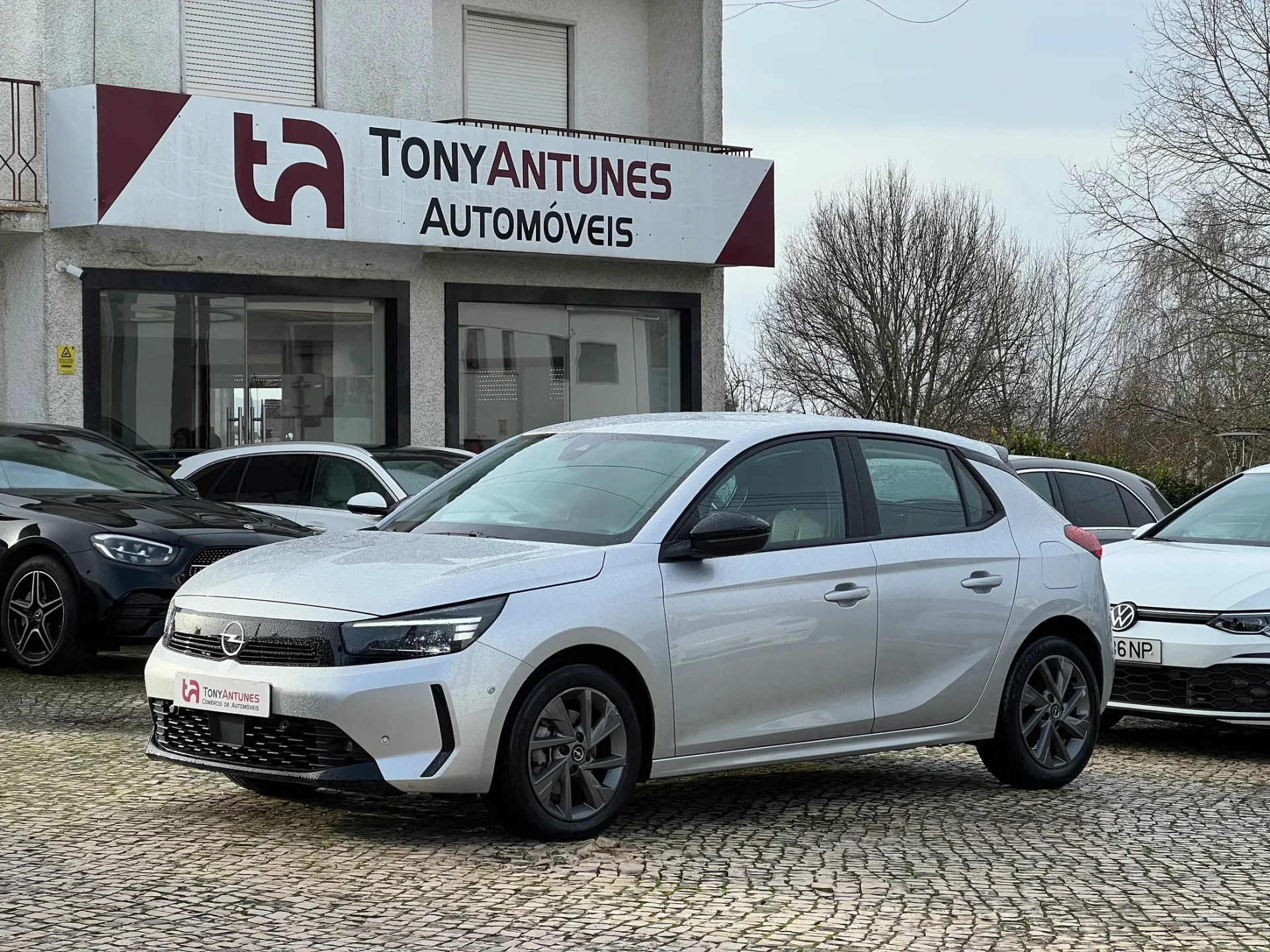 Opel Corsa 1.2 T Edition 1