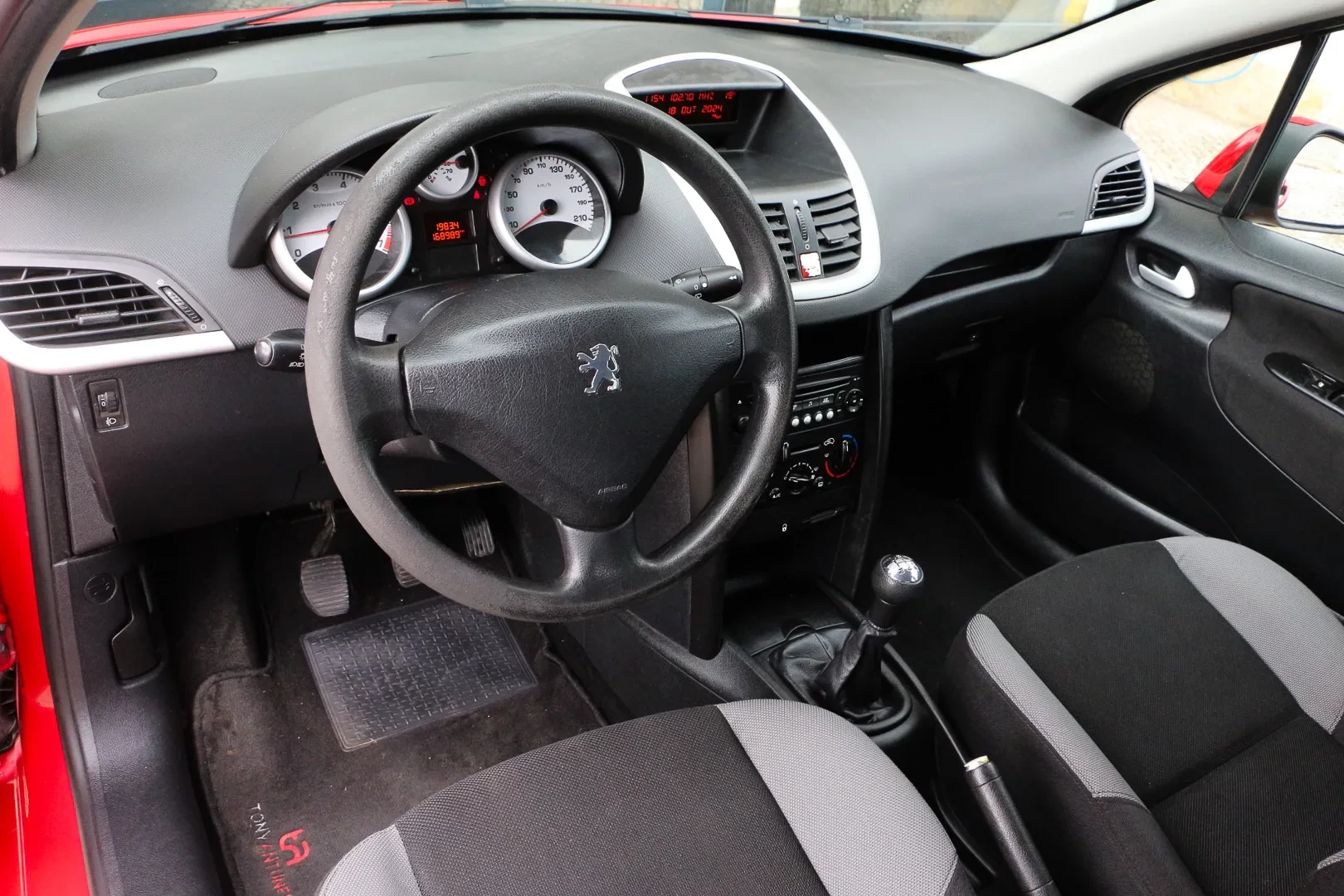 Peugeot 207 1.4 16V Trendy 2