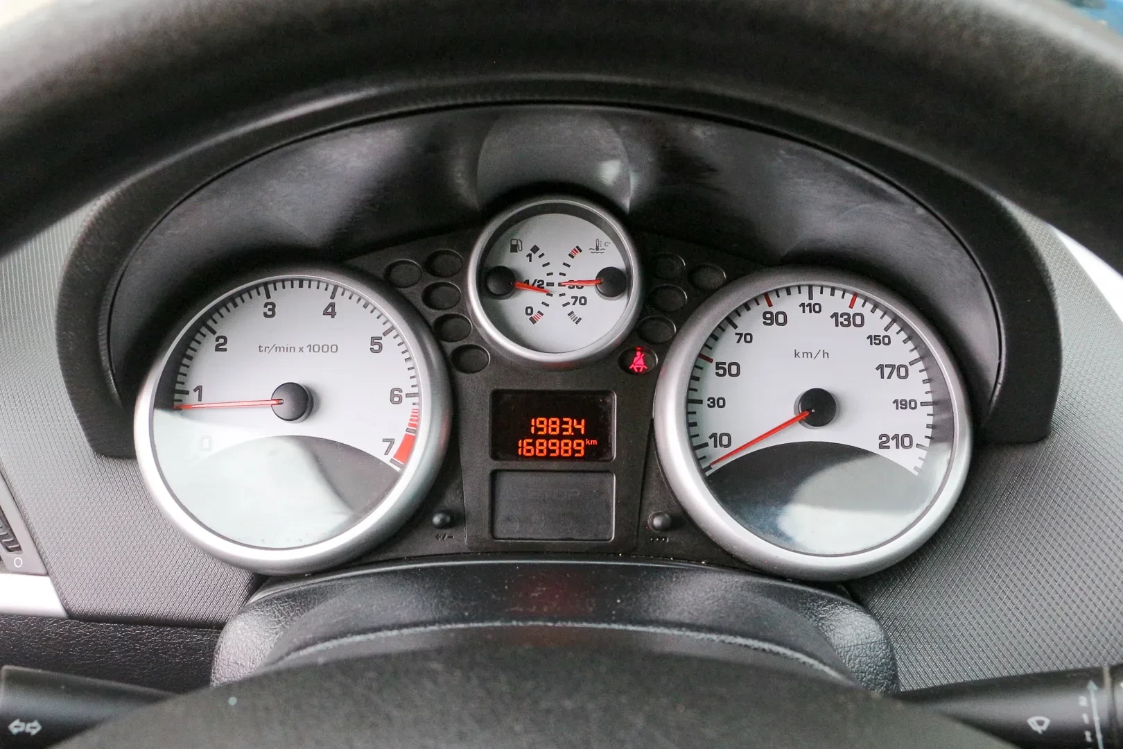 Peugeot 207 1.4 16V Trendy 6
