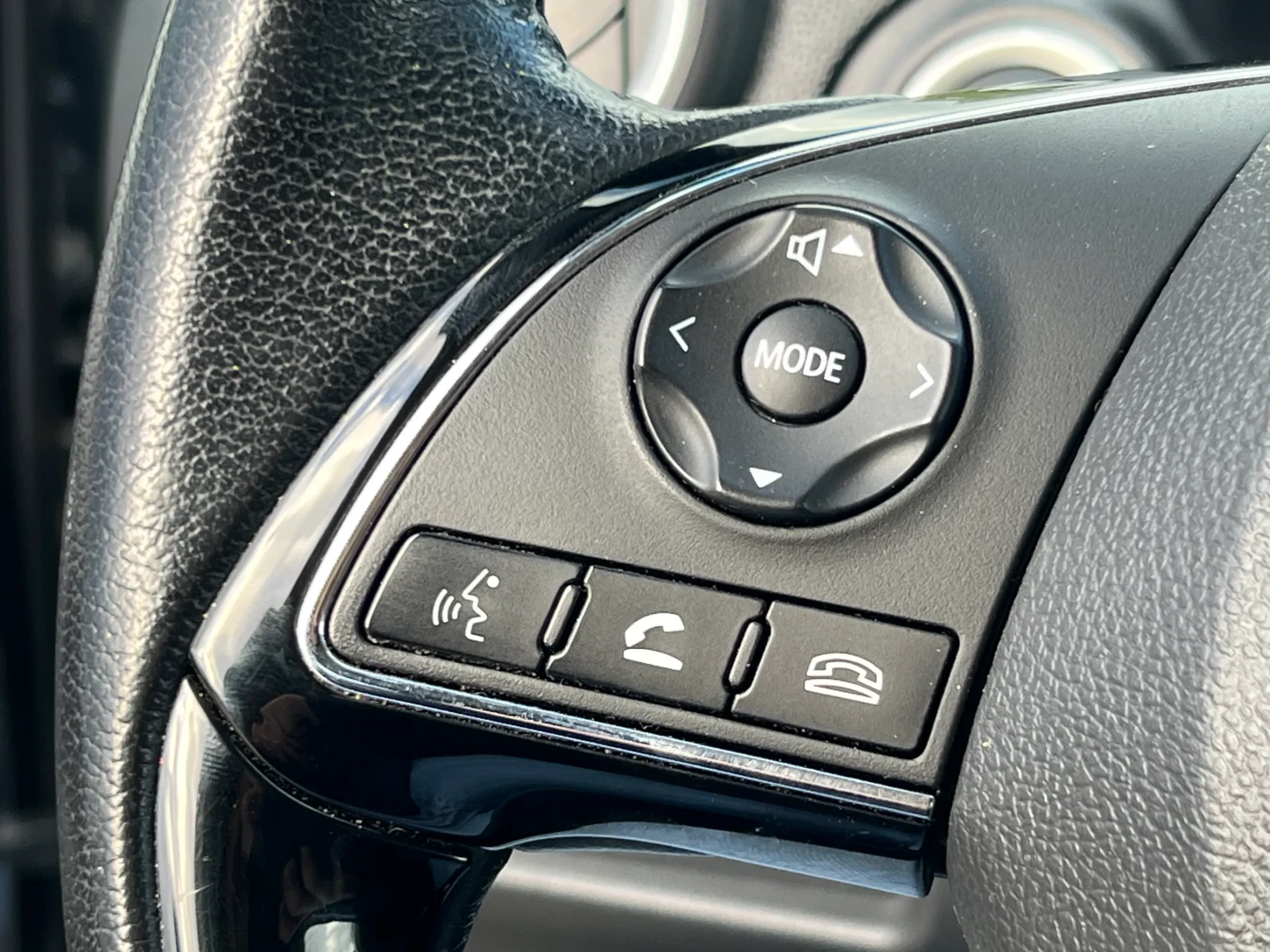 Mitsubishi Space Star 1.2 Connect Edition 16