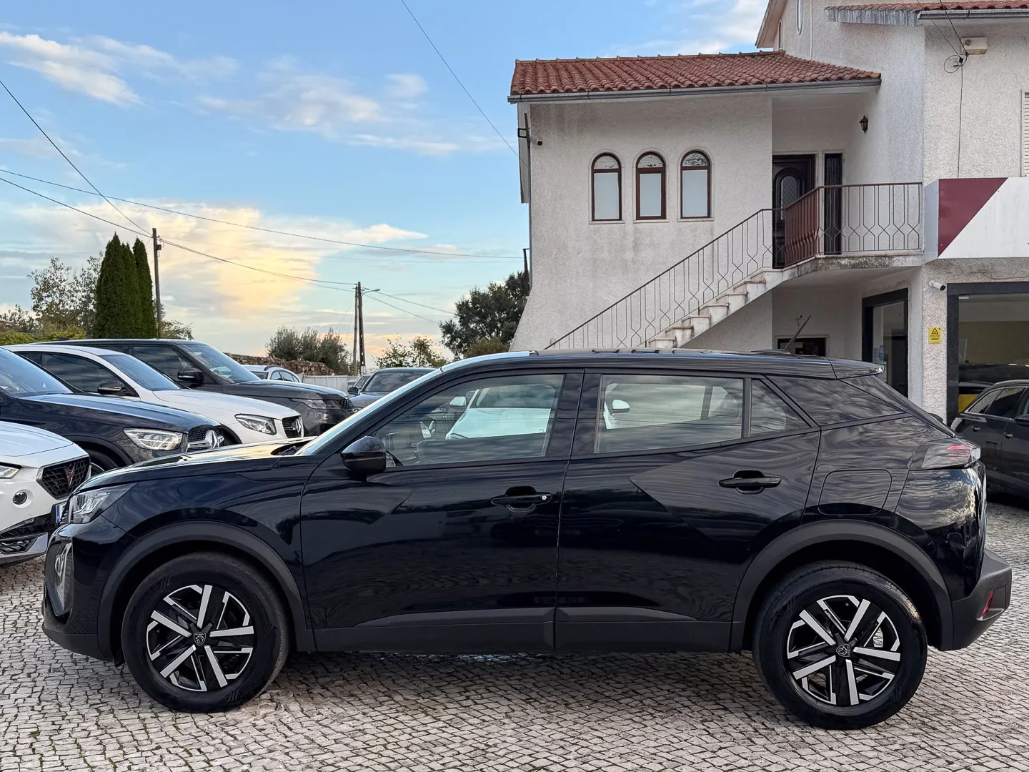 Peugeot 2008 1.2 PureTech Active Pack 7