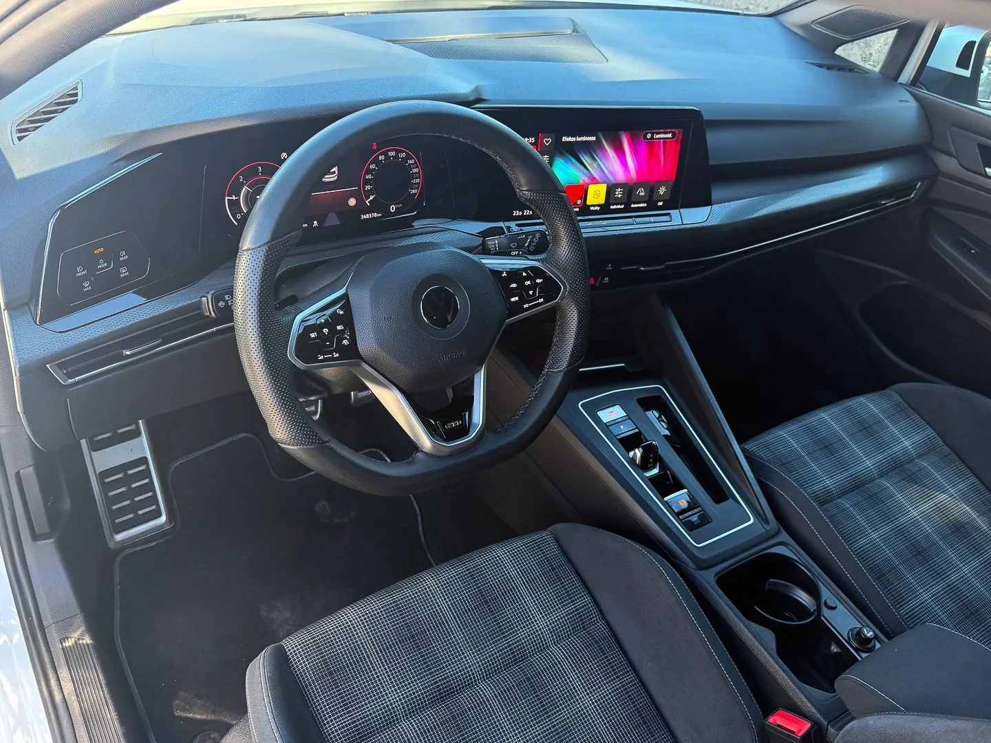 Volkswagen Golf 2.0 TDI GTD DSG 2
