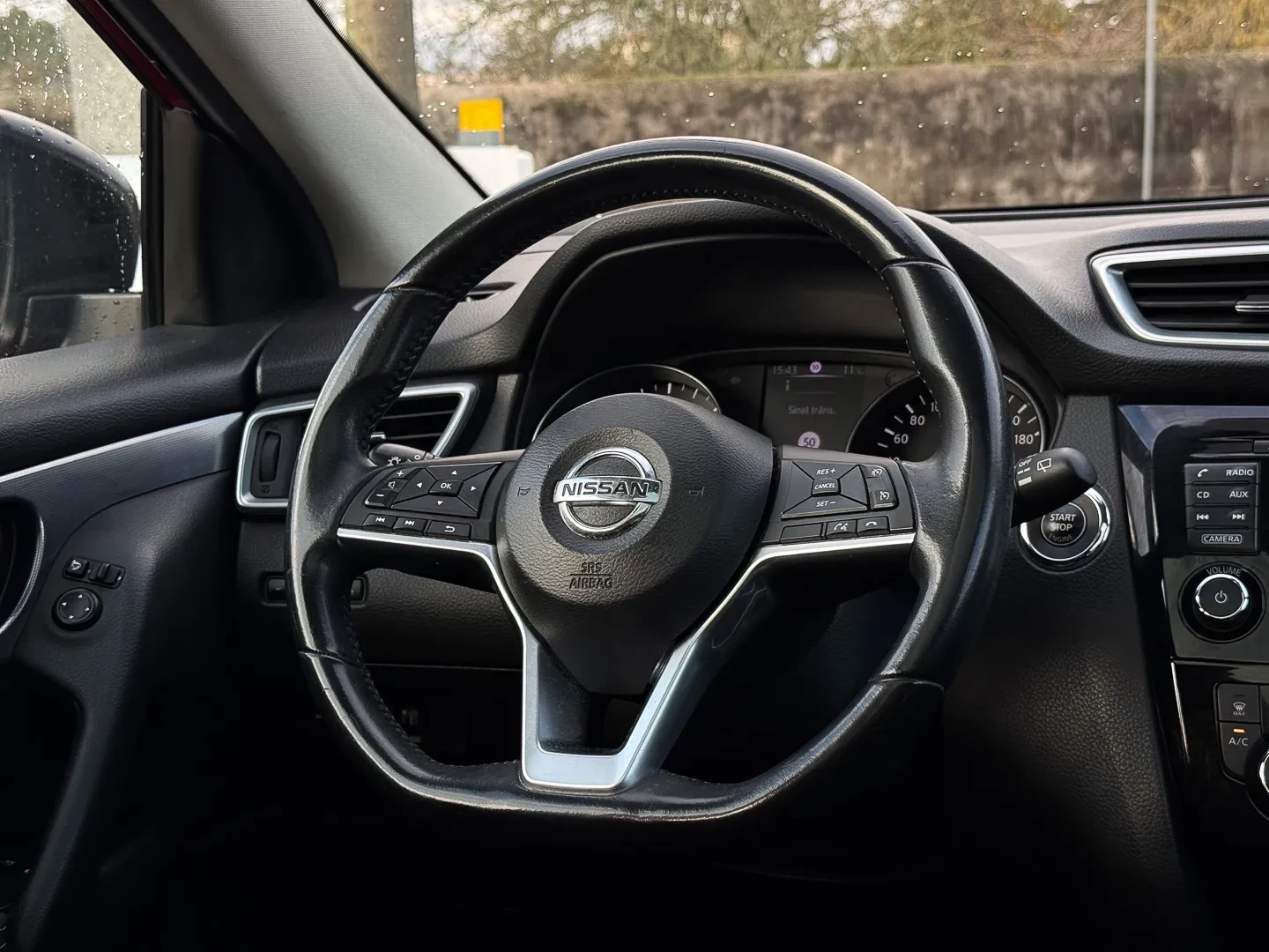 Nissan Qashqai 1.5 dCi N-Connecta 12