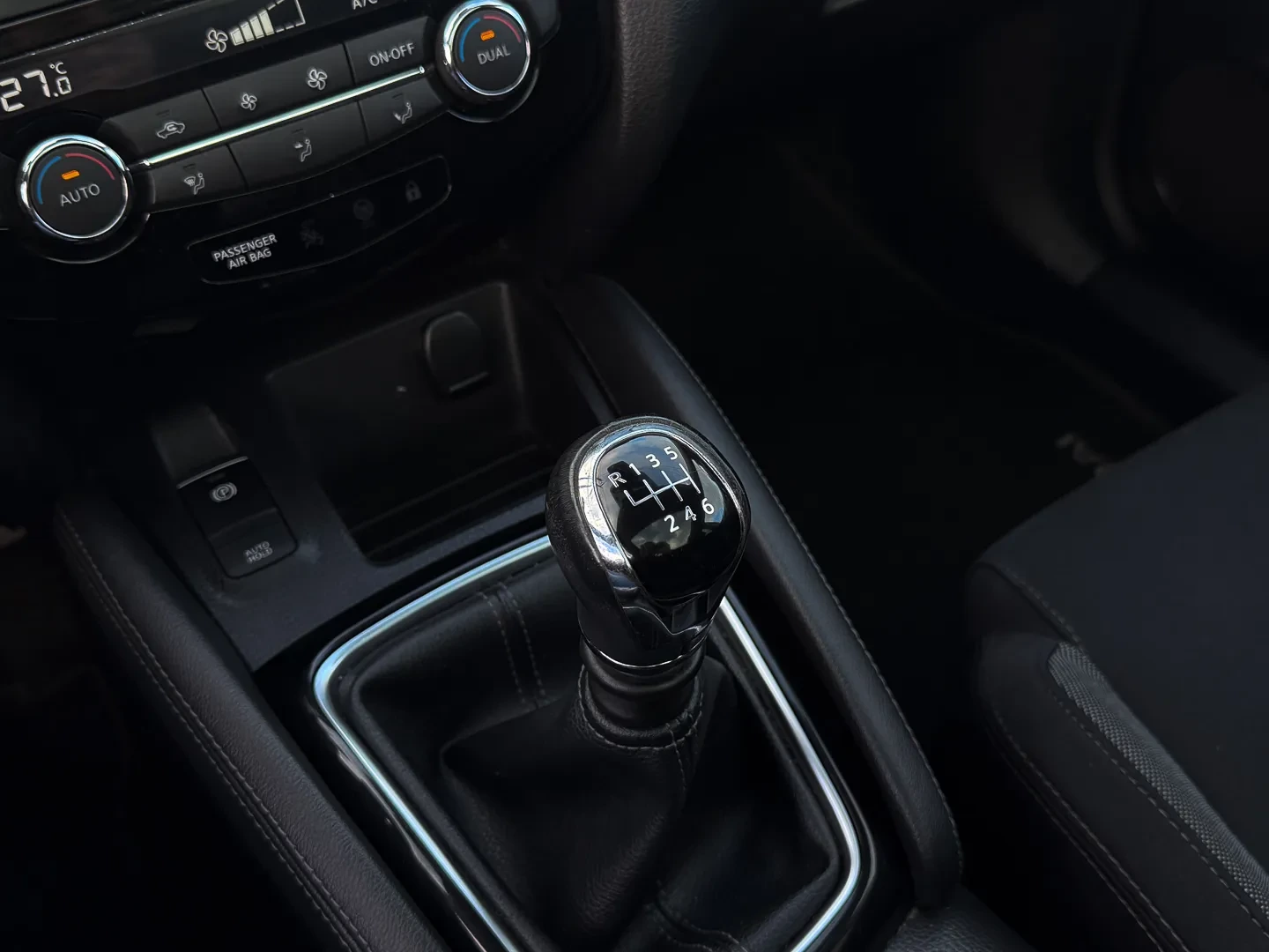 Nissan Qashqai 1.5 dCi N-Connecta 18