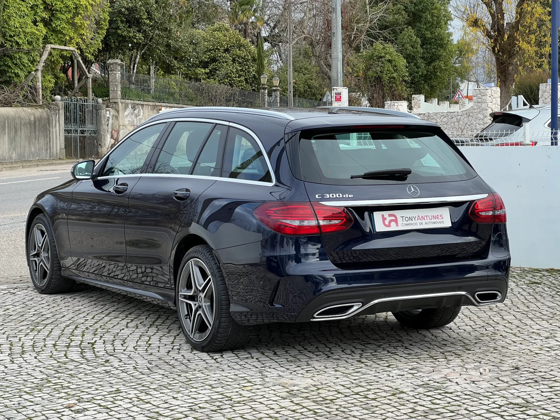 Mercedes-Benz C 300 C 300de T 9G-TRONIC AMG Line 8