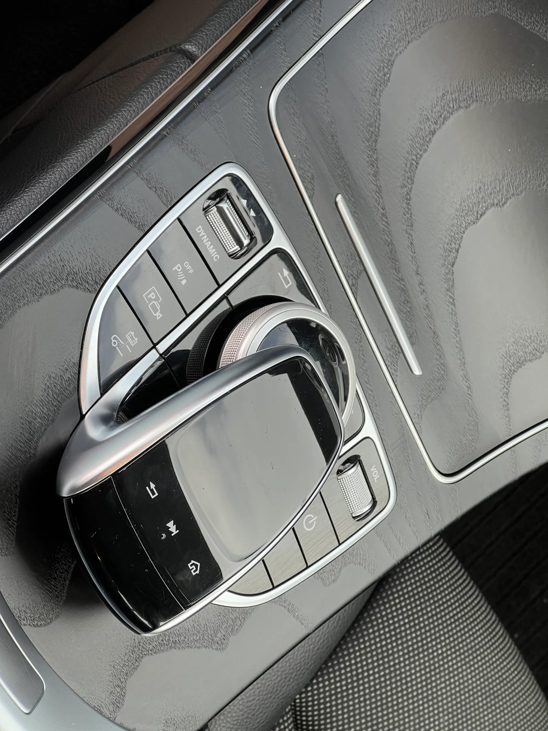 Mercedes-Benz C 300 C 300de T 9G-TRONIC AMG Line 18