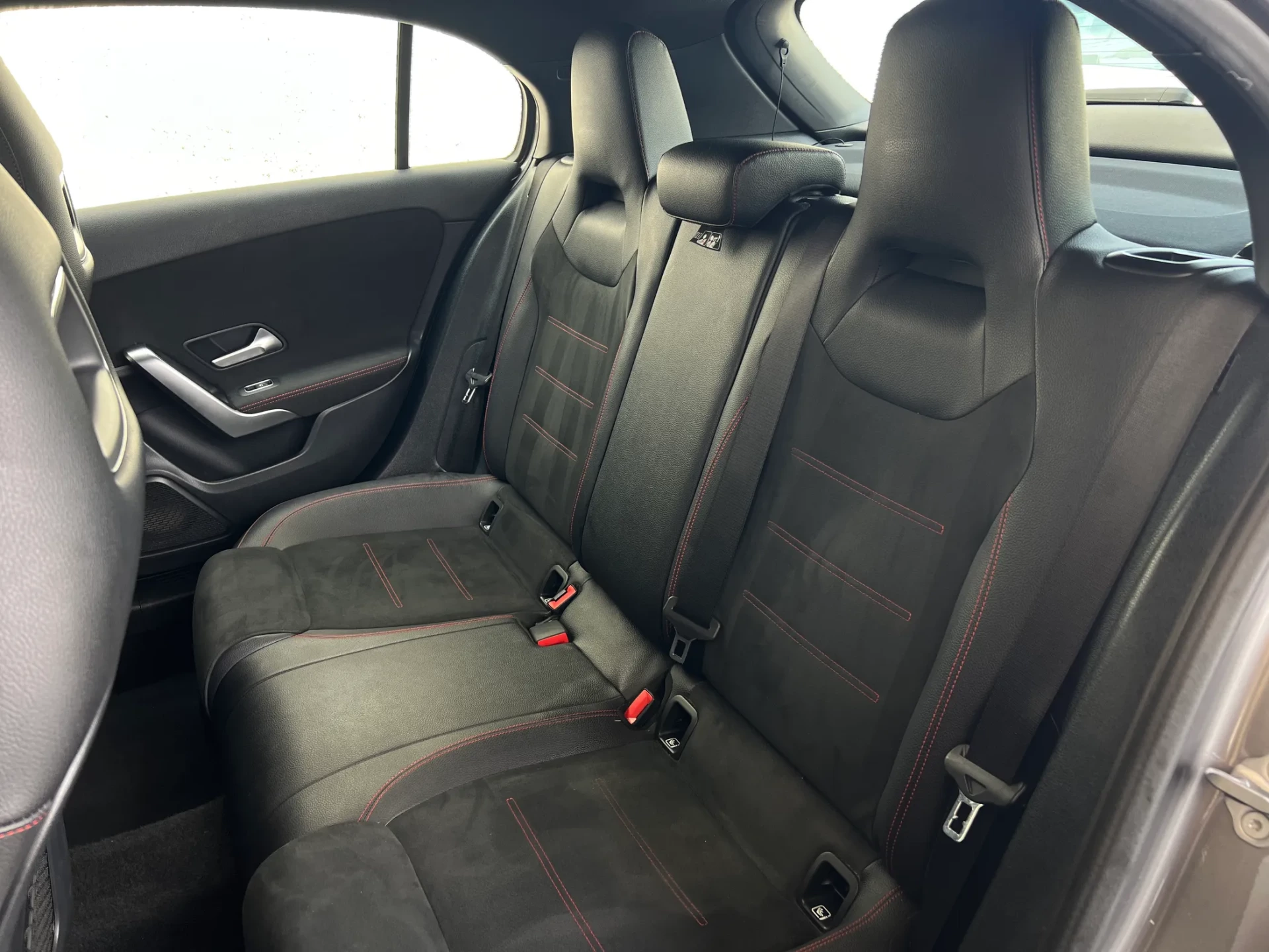 Mercedes-Benz A 180 d AMG Line Aut. 10