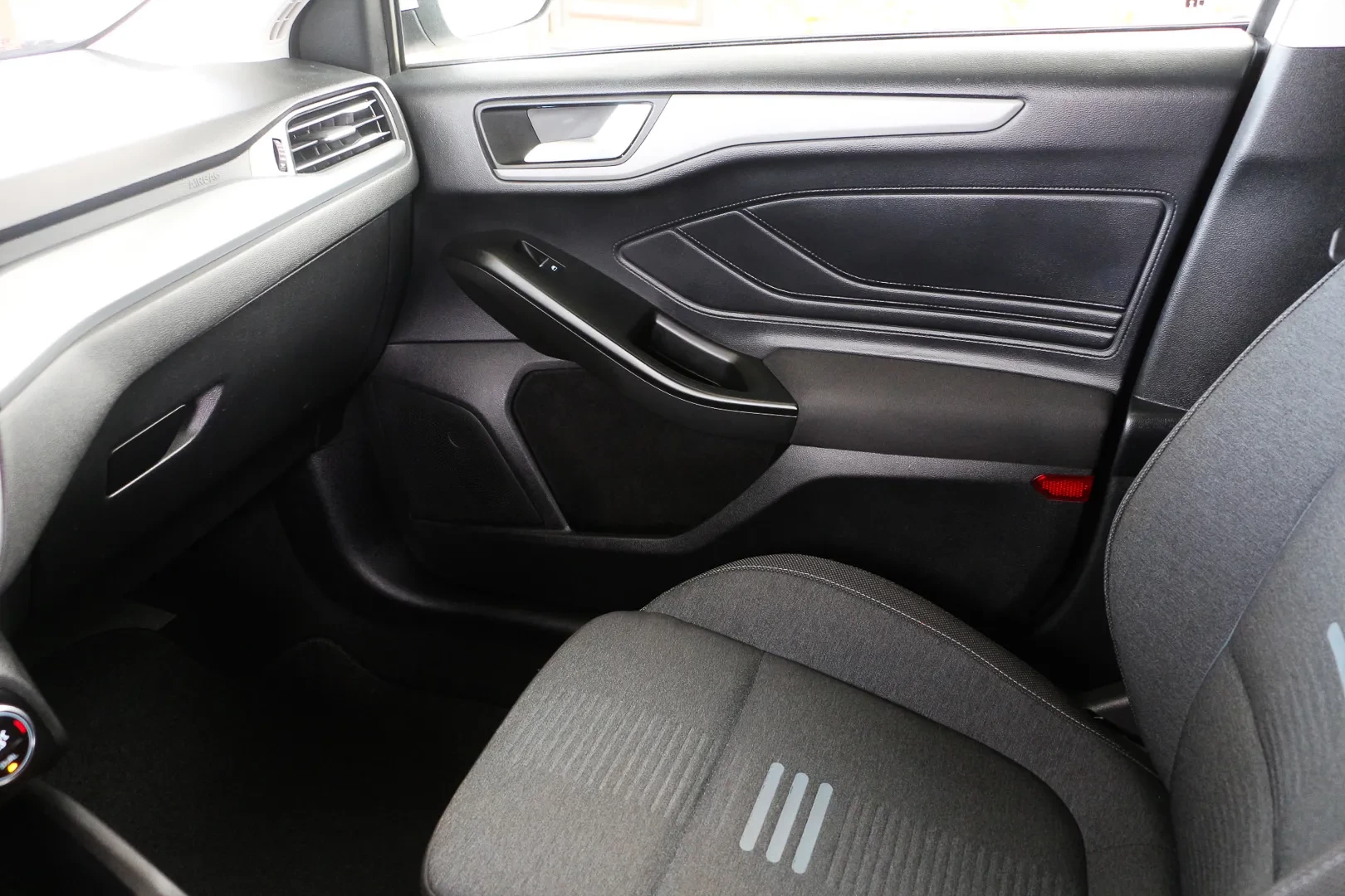 Ford Focus 1.0 EcoBoost MHEV Active Style SIP 29