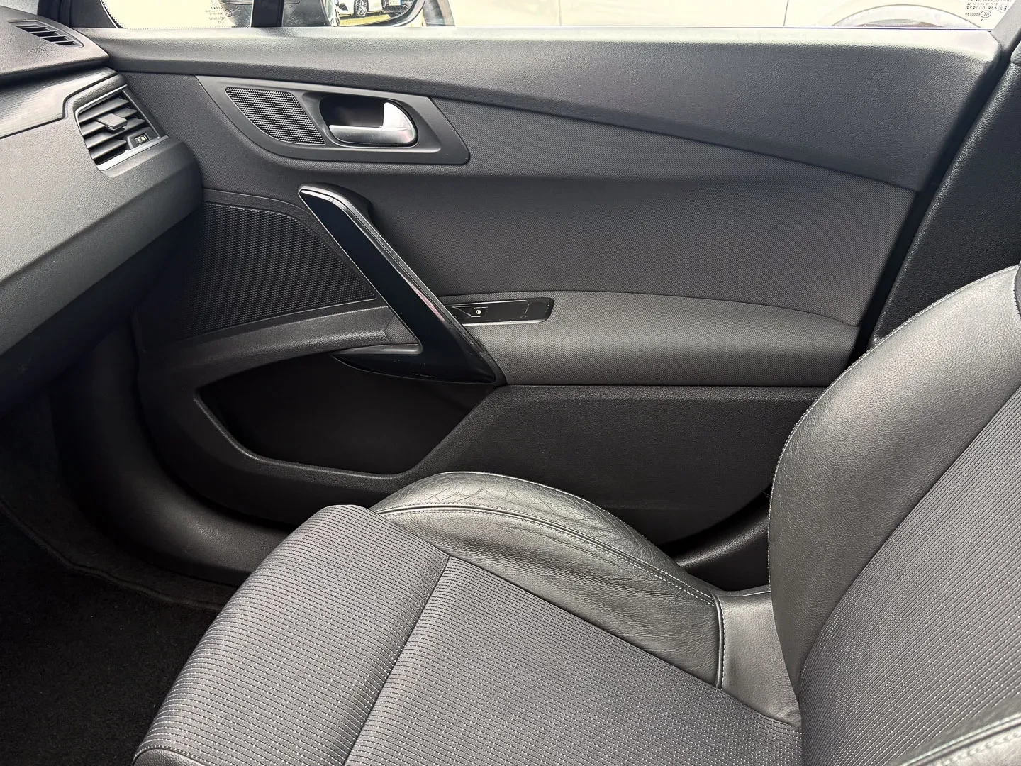 Peugeot 508 SW 2.0 HDi Allure 19