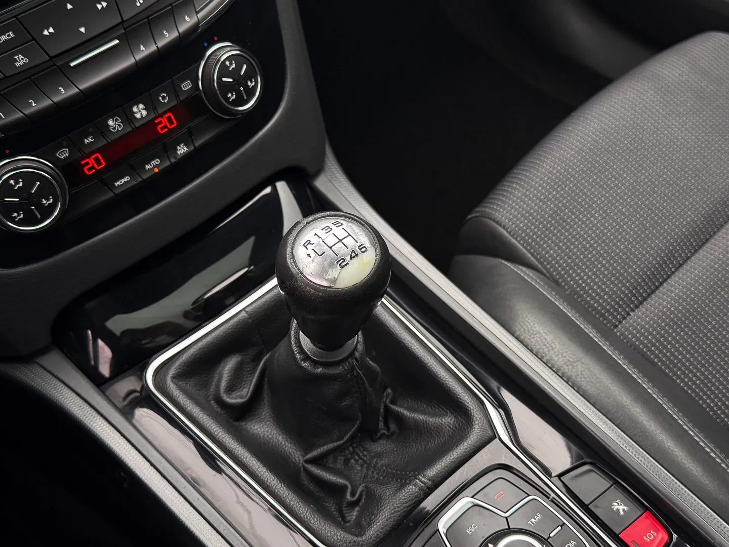 Peugeot 508 SW 2.0 HDi Allure 20