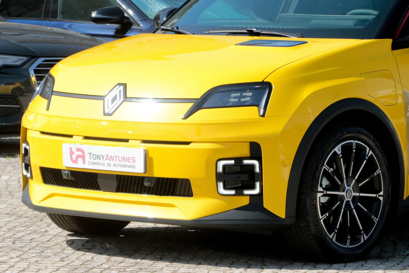 Renault 5 E-Tech 52 kWh Evolution Autonomia Conforto 6