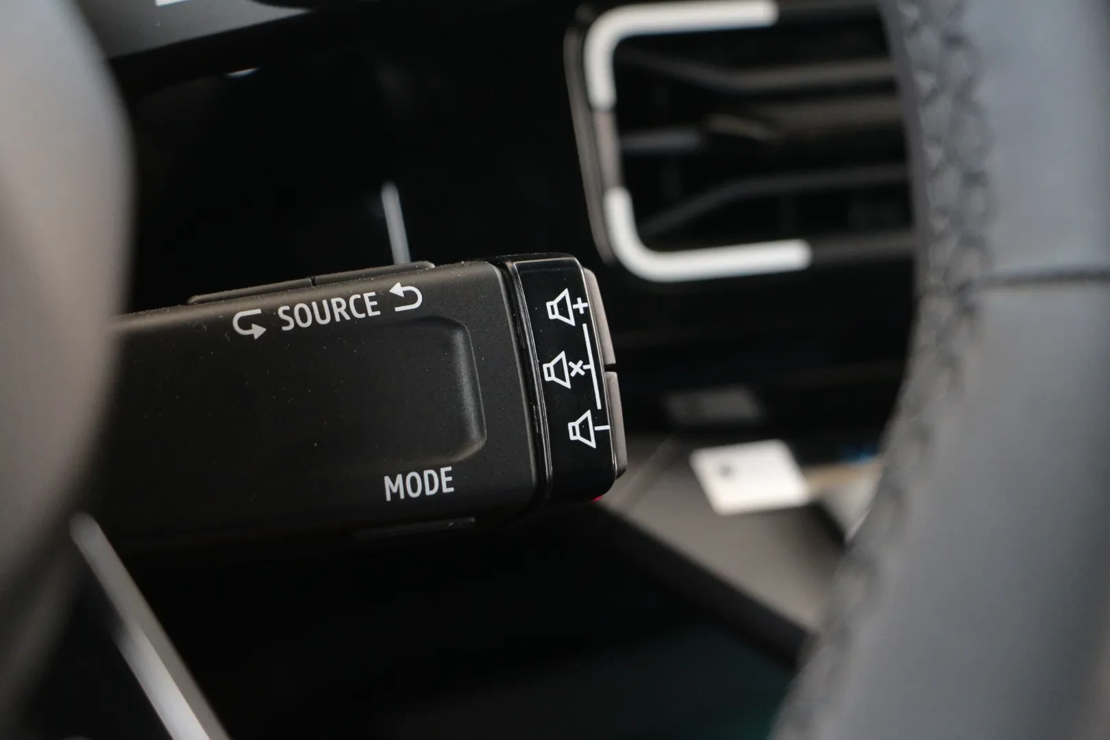 Renault 5 E-Tech 52 kWh Evolution Autonomia Conforto 40