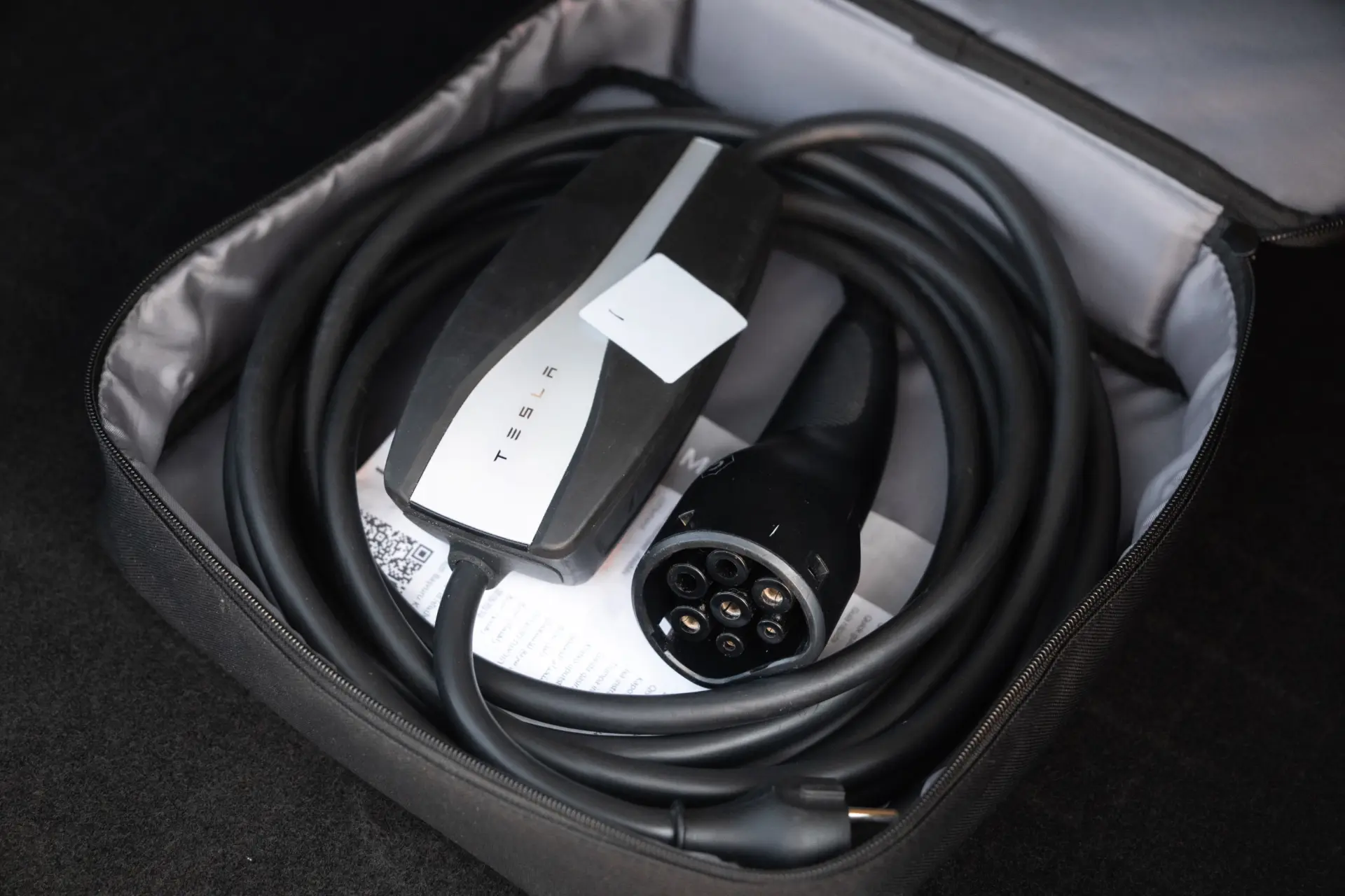 Tesla Model 3 Long Range RWD 23