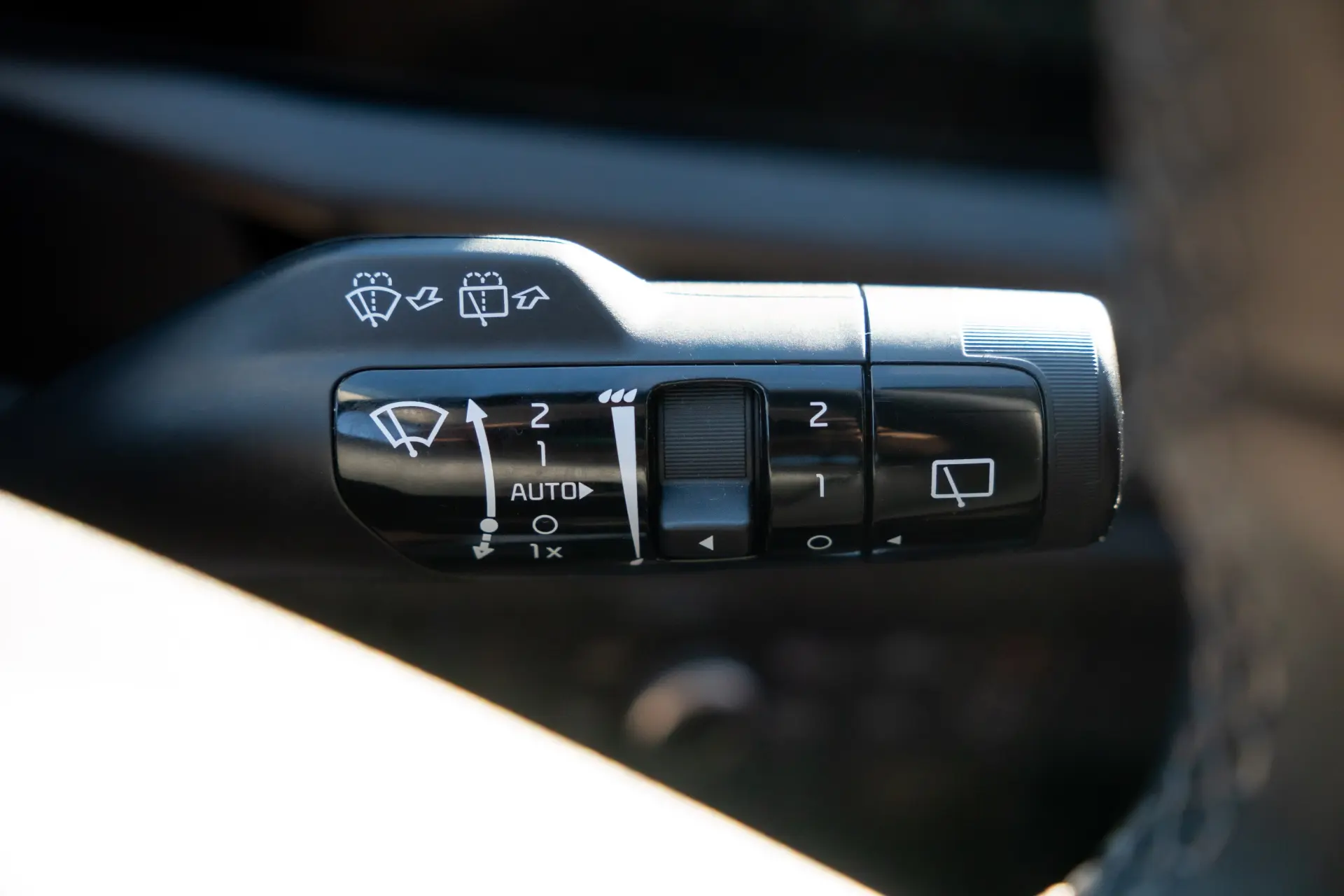 Kia Stonic 1.0 T-GDi Tech 7DCT 19