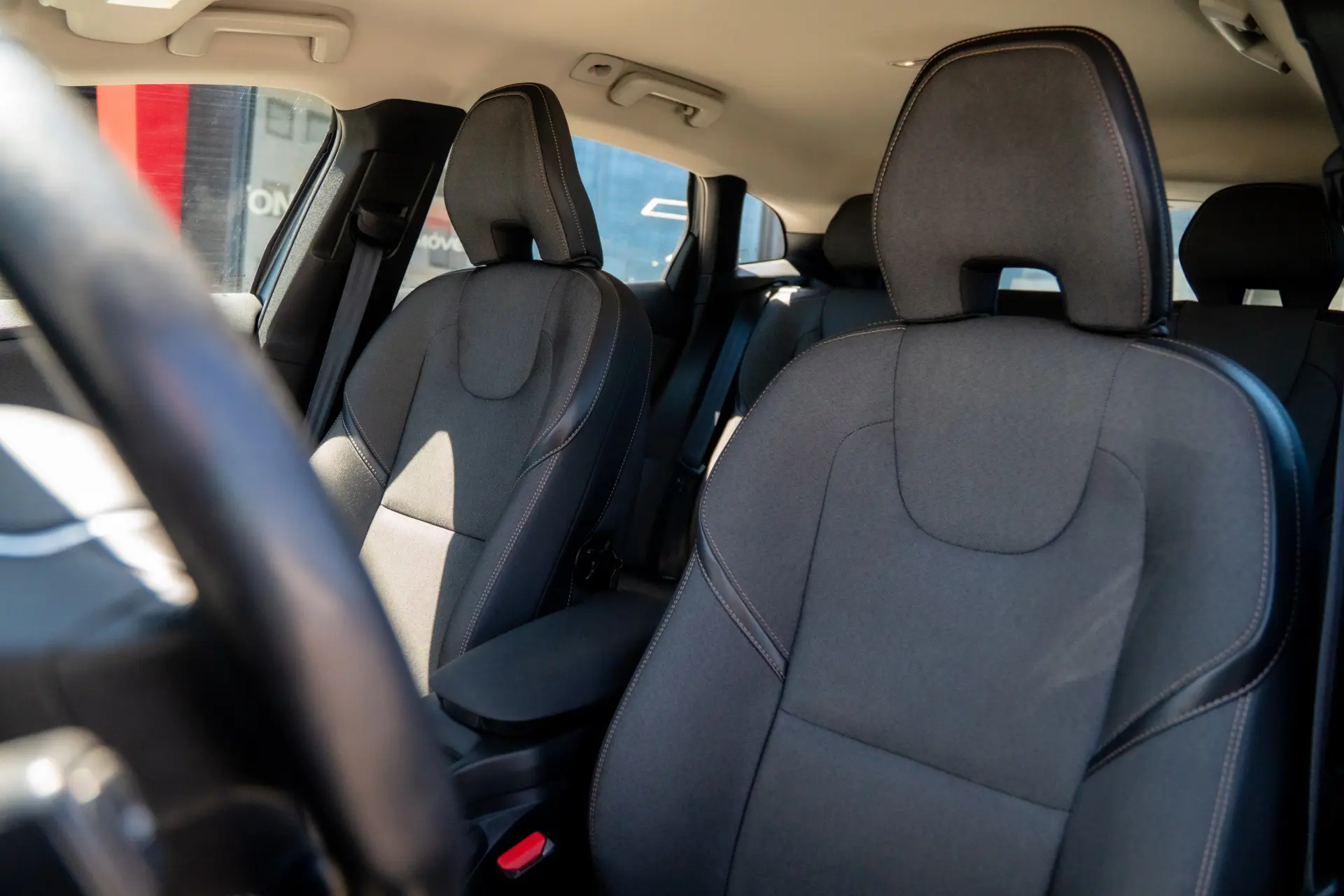Volvo V40 Cross Country 2.0 D3 Momentum 15