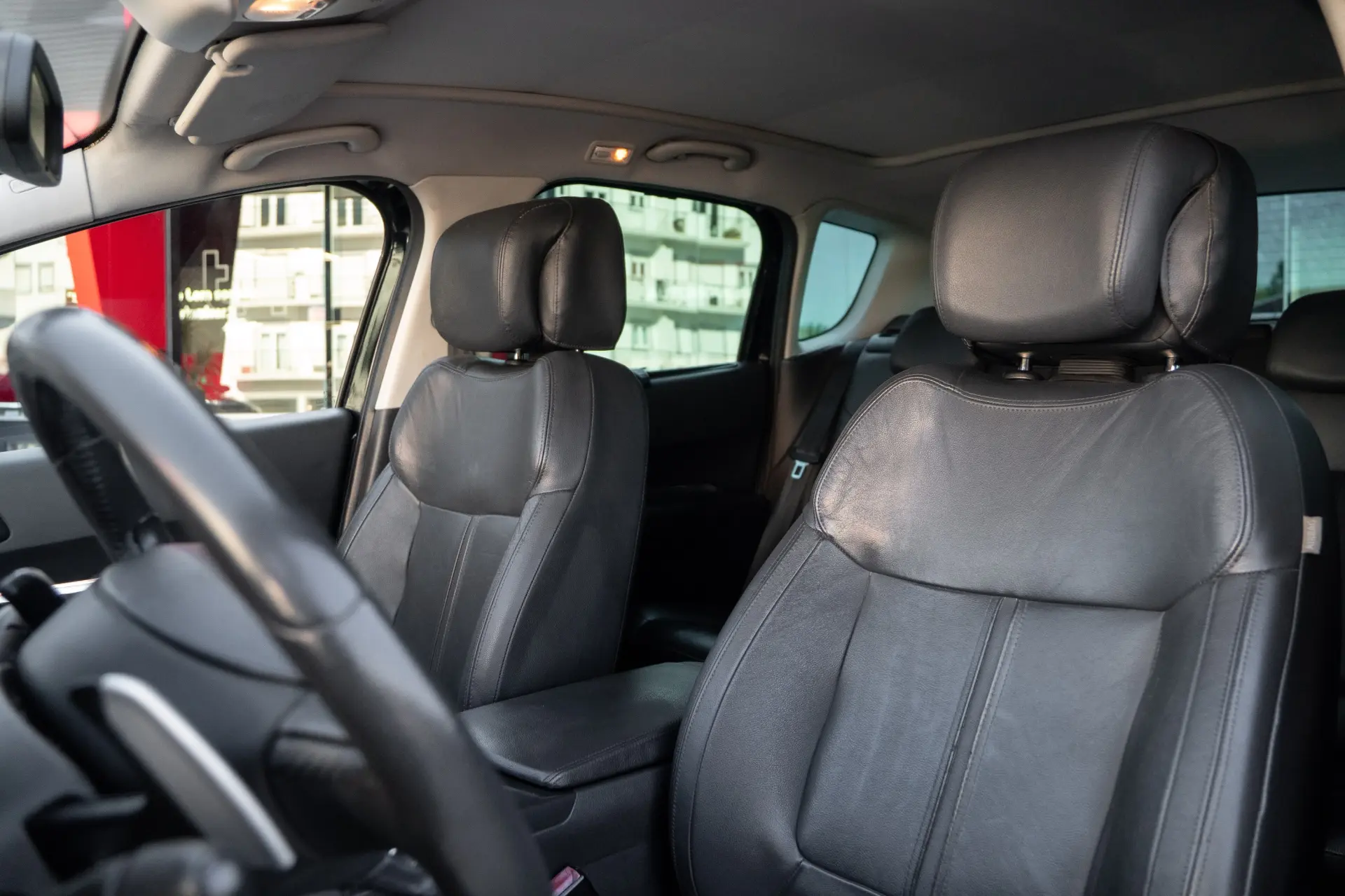 Peugeot 3008 2.0 HDi Hybrid4 25