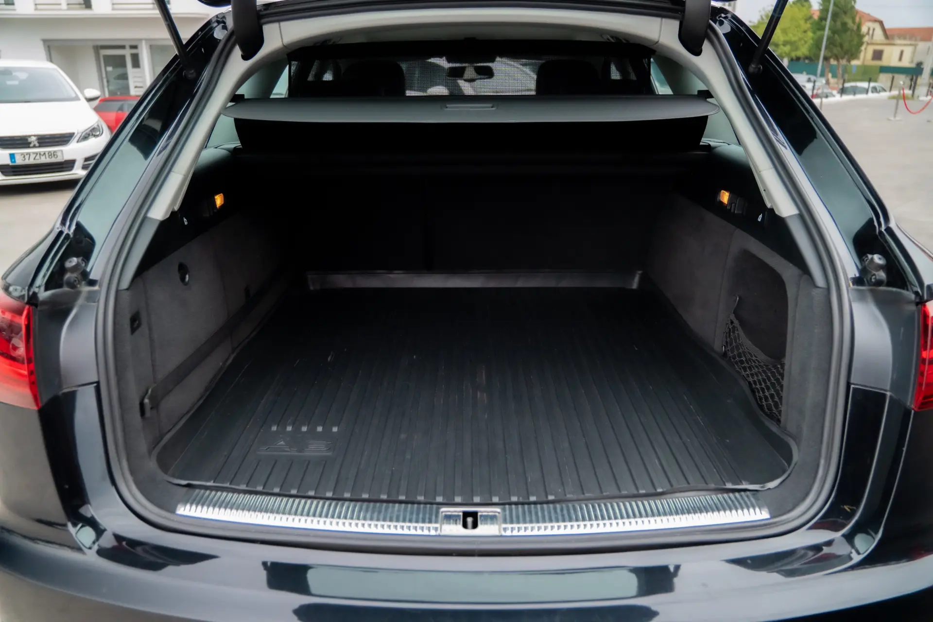 Audi A6 Avant 2.0 TDi S tronic 33