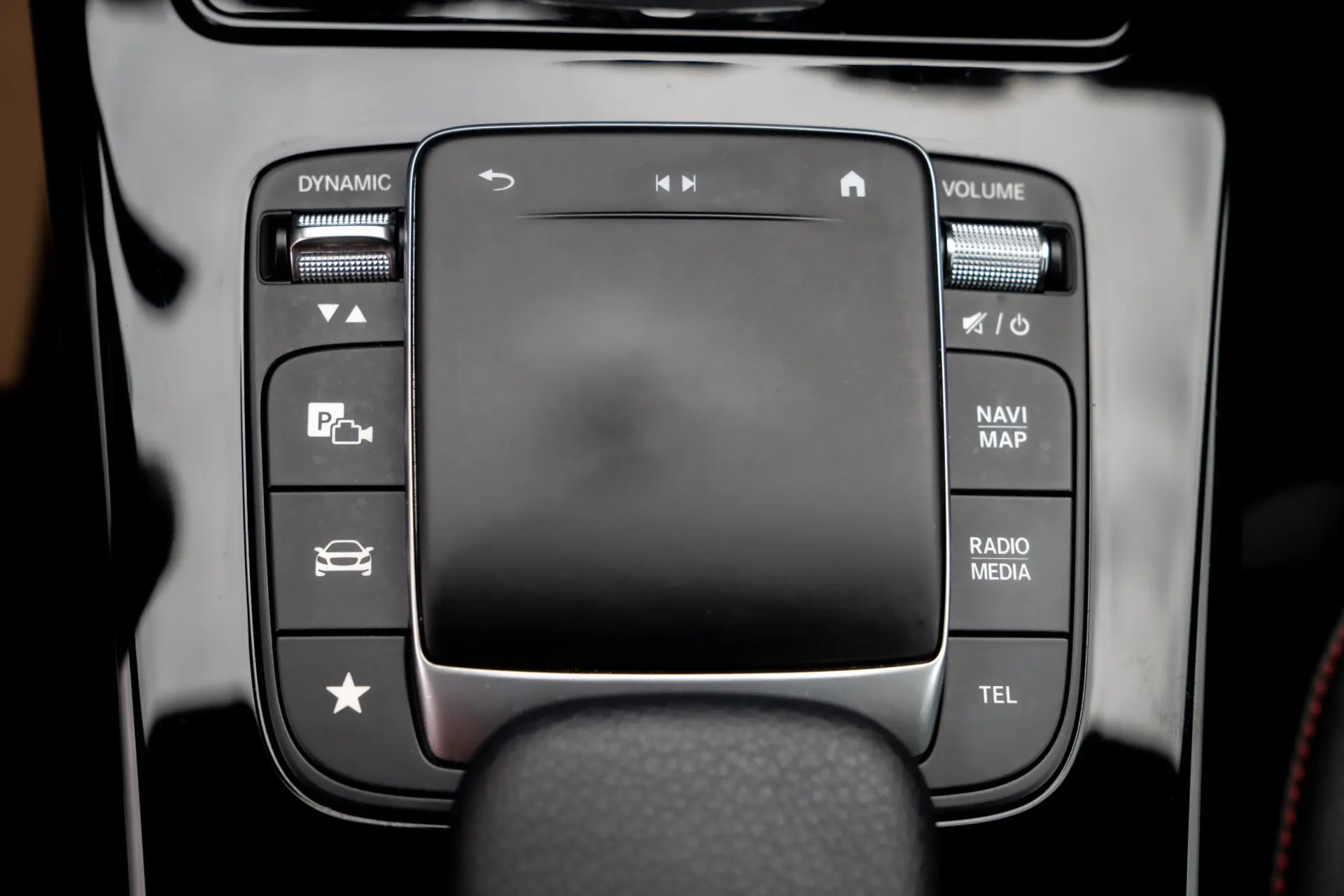 Mercedes-Benz CLA 200 d AMG Line Aut. 30