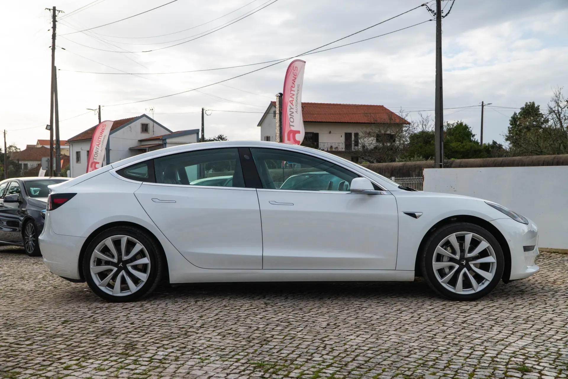 Tesla Model 3 Long Range AWD Dual Motor 33