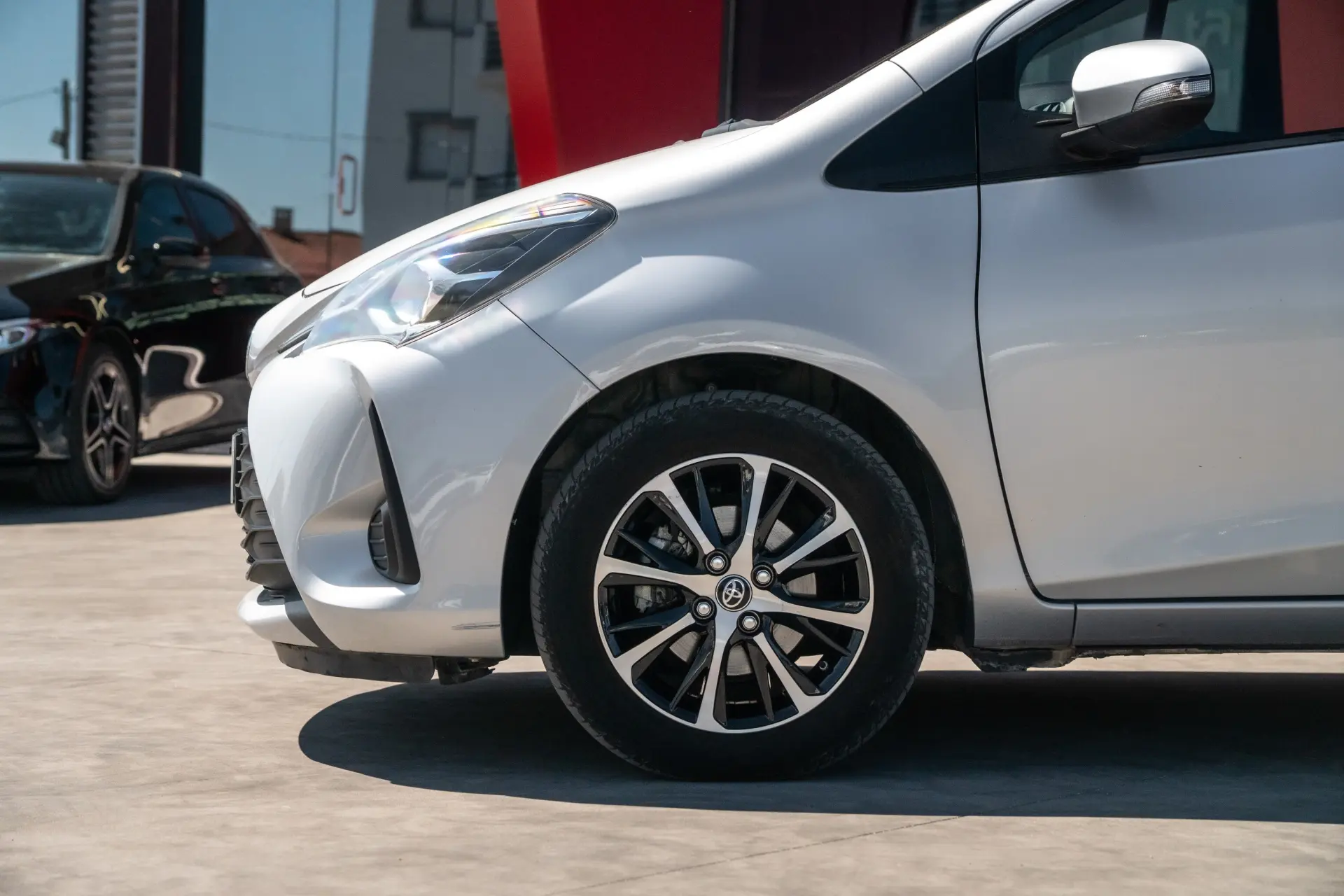Toyota Yaris 1.0 VVT-i Comfort 6