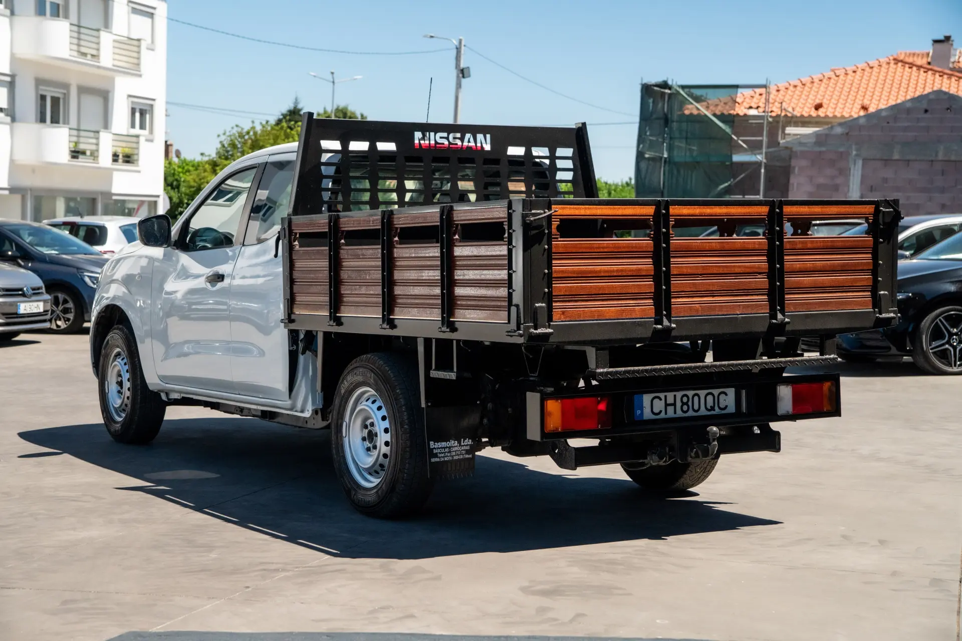 Nissan Navara 2.5 dCi CD LE 8