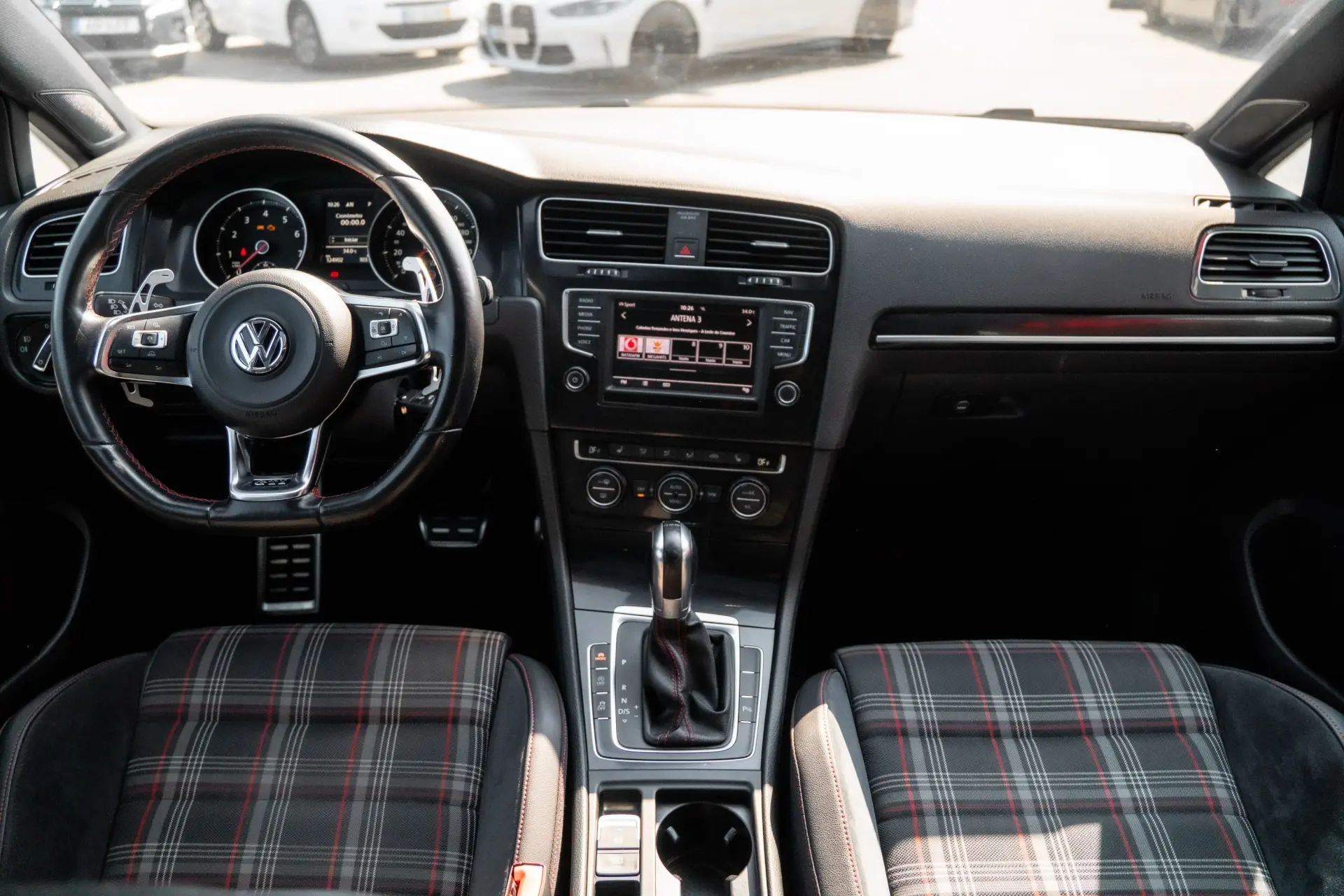 Volkswagen Golf 2.0 TSi GTi DSG Performance 5