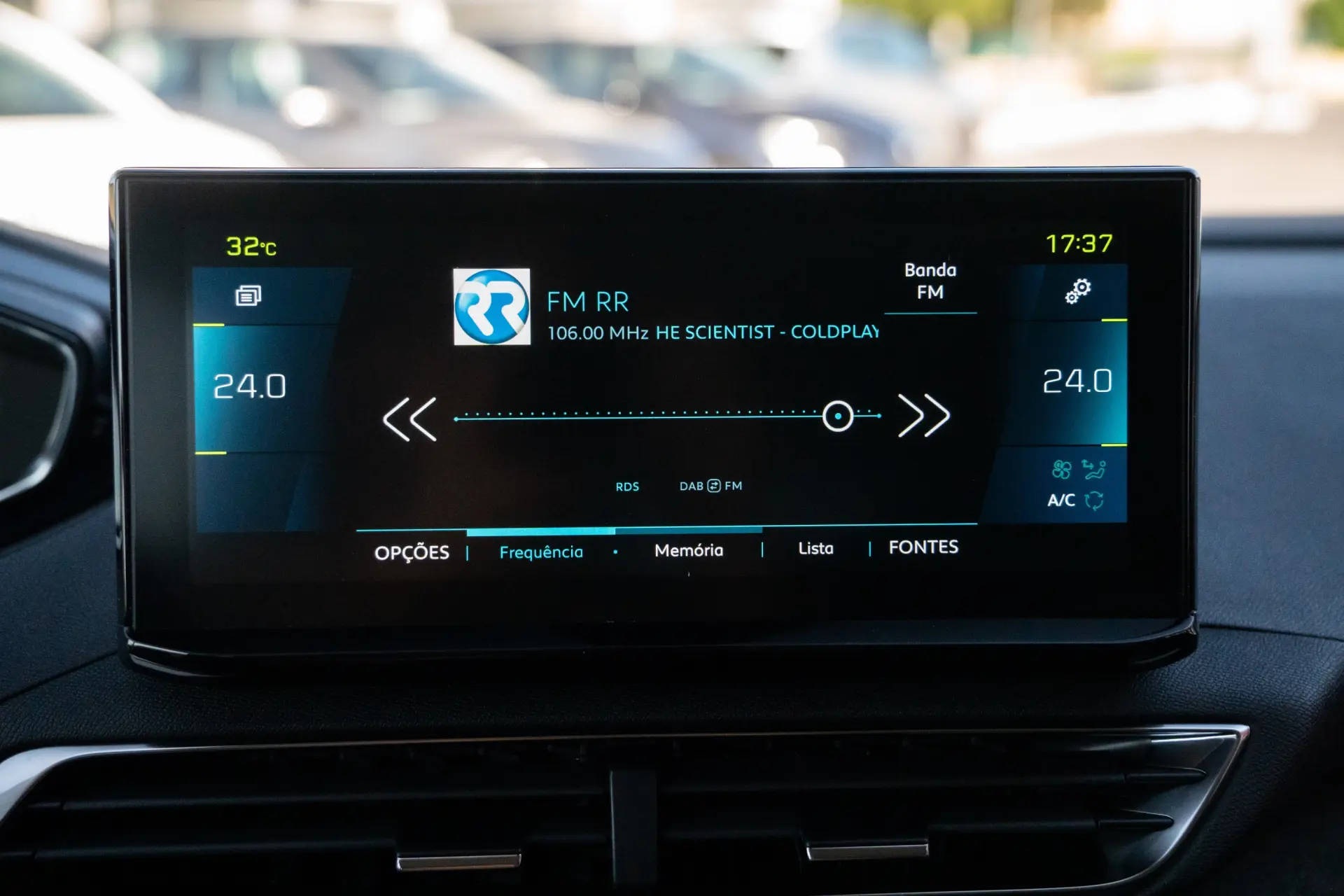 Peugeot 3008 1.6 Hybrid4 Allure Pack e-EAT8 20