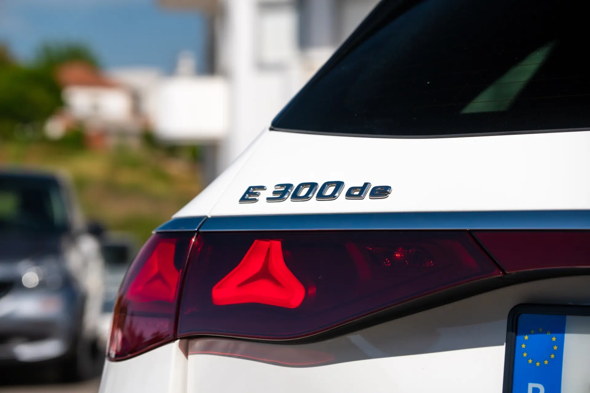 Mercedes-Benz E 300 de 8