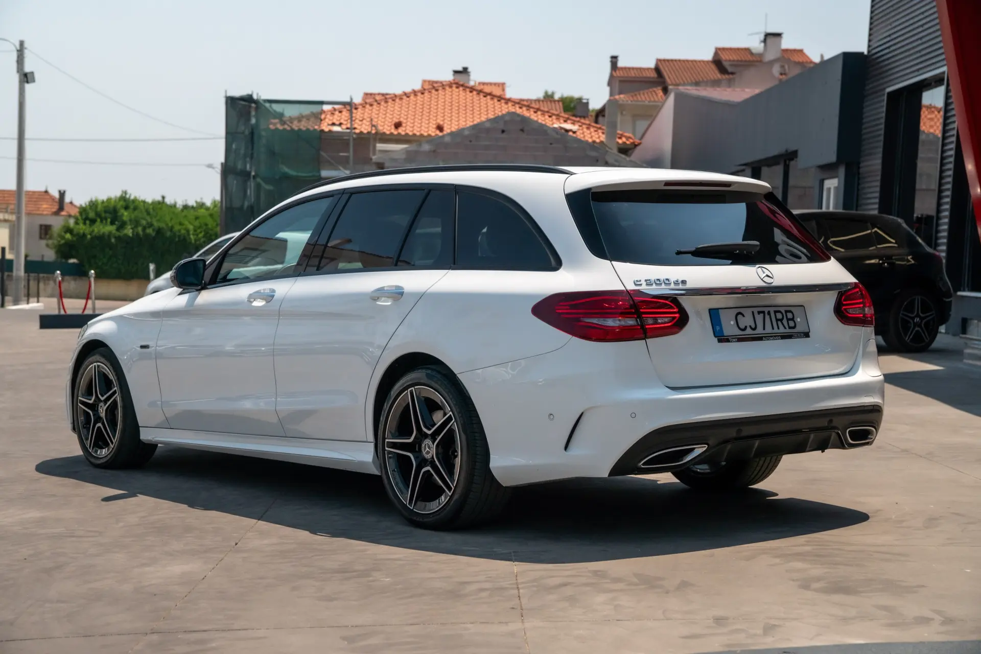 Mercedes-Benz C 300 de T 9G-TRONIC AMG Line 12