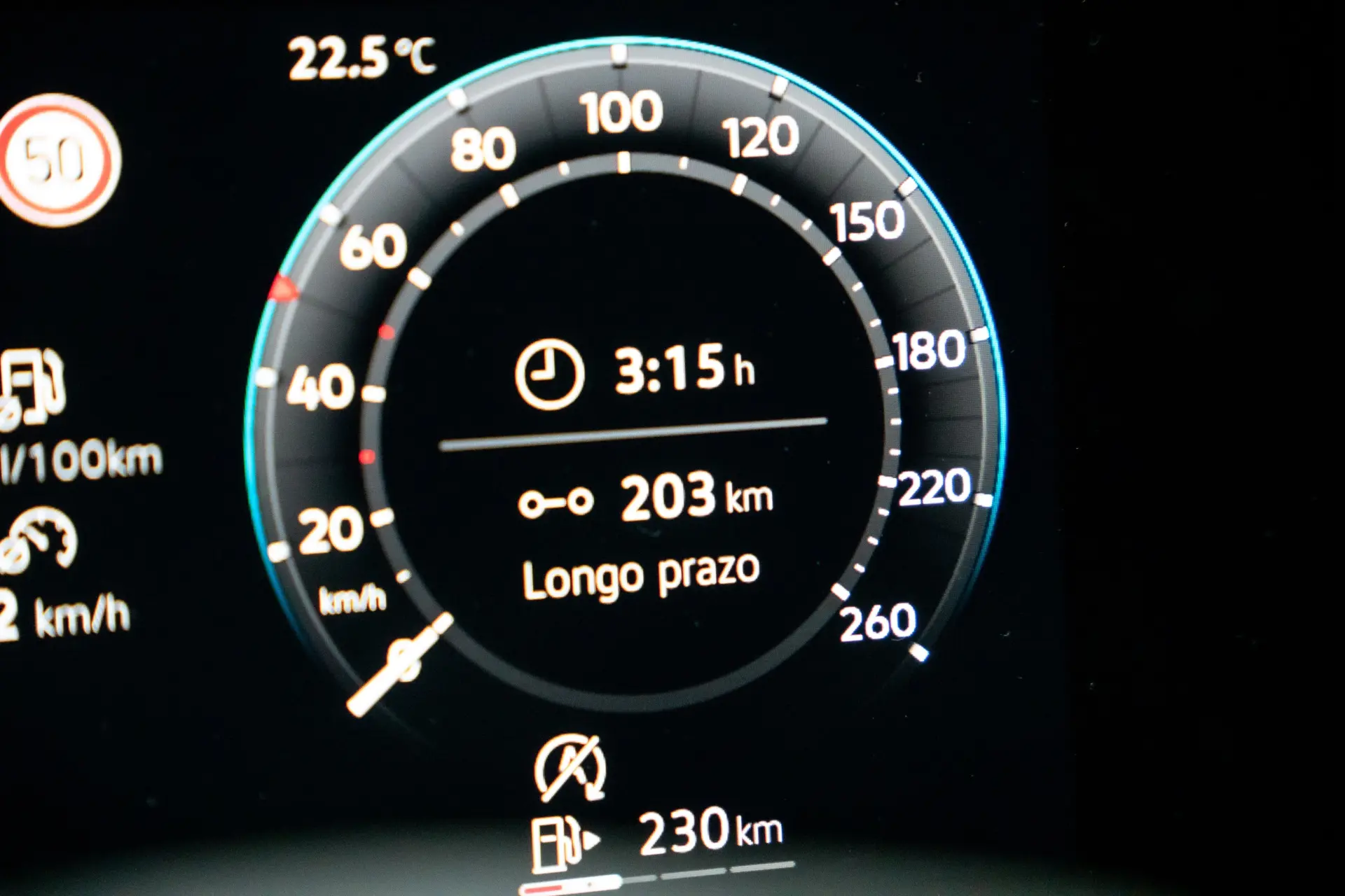 Volkswagen T-Roc 1.5 eTSI Life DSG 25