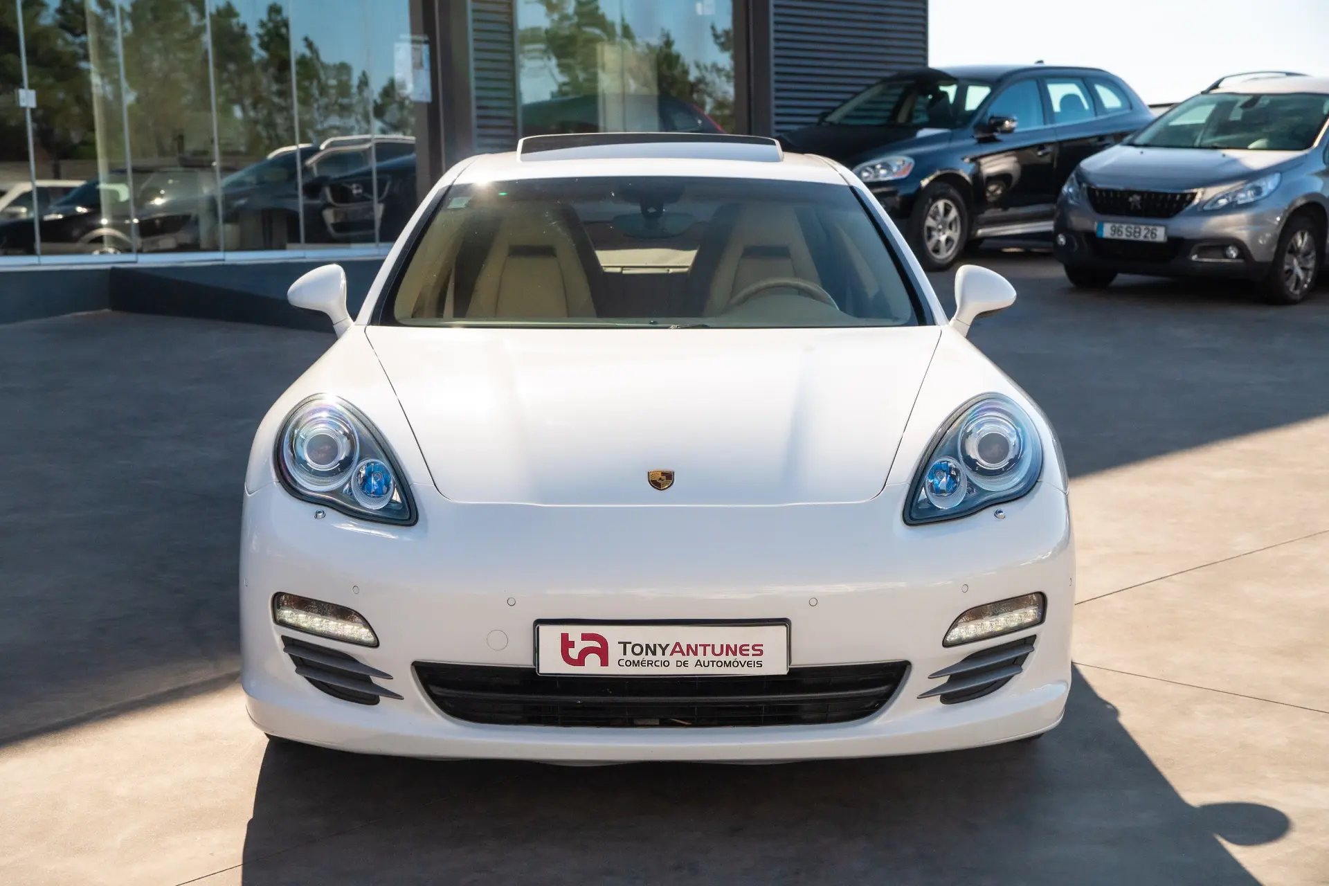 Porsche Panamera 4S PDK 9