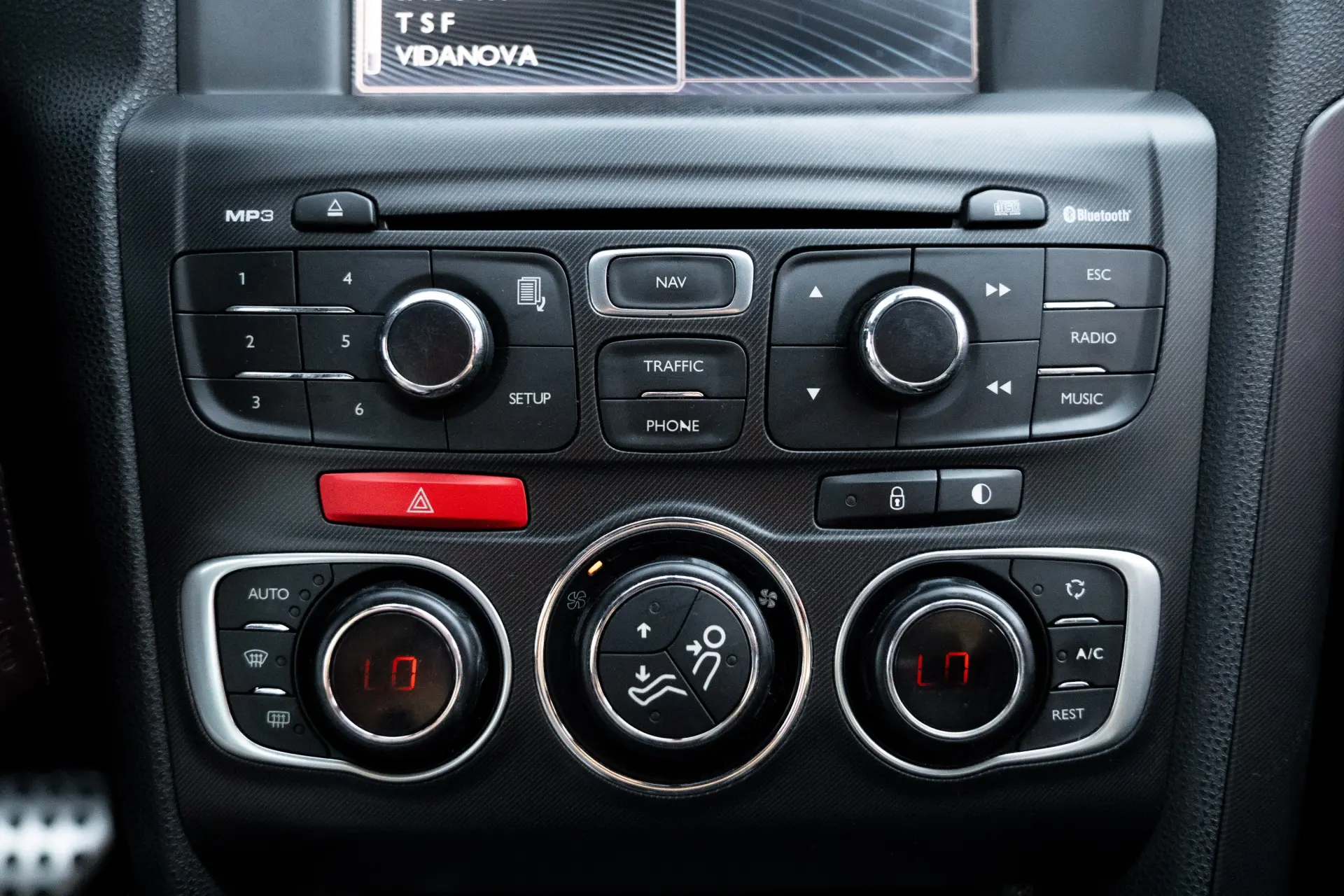 Citroen DS4 1.6 e-HDi So Chic CMP6 20