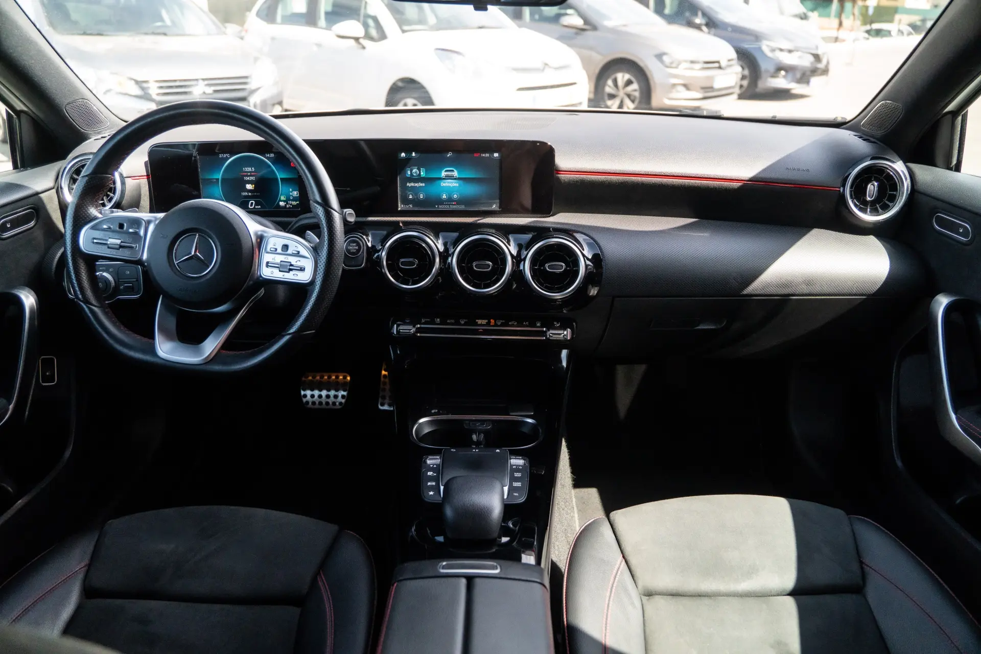 Mercedes-Benz A 250 Limousine e 8G-DCT AMG Line 4
