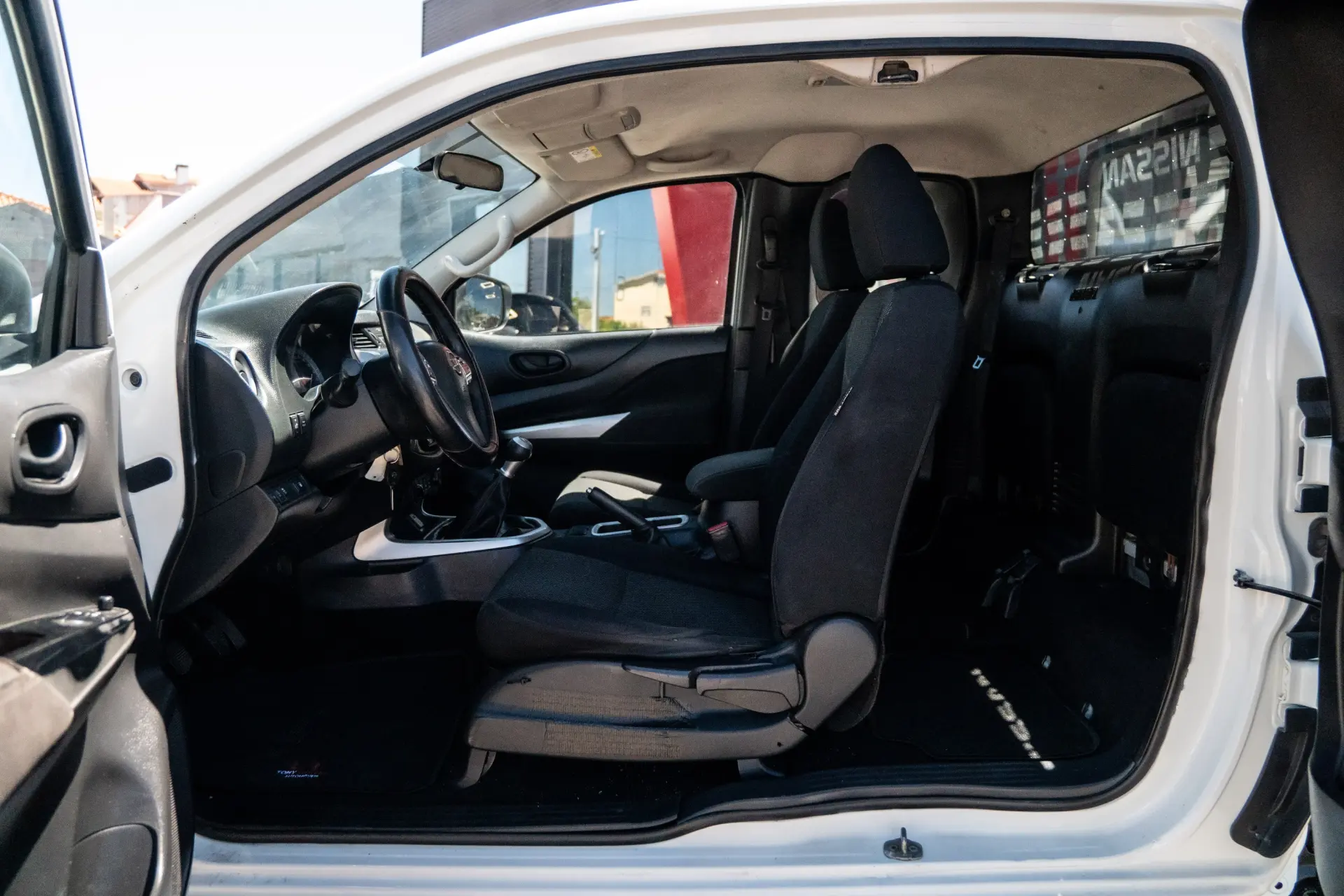 Nissan Navara 2.5 dCi CD LE 20