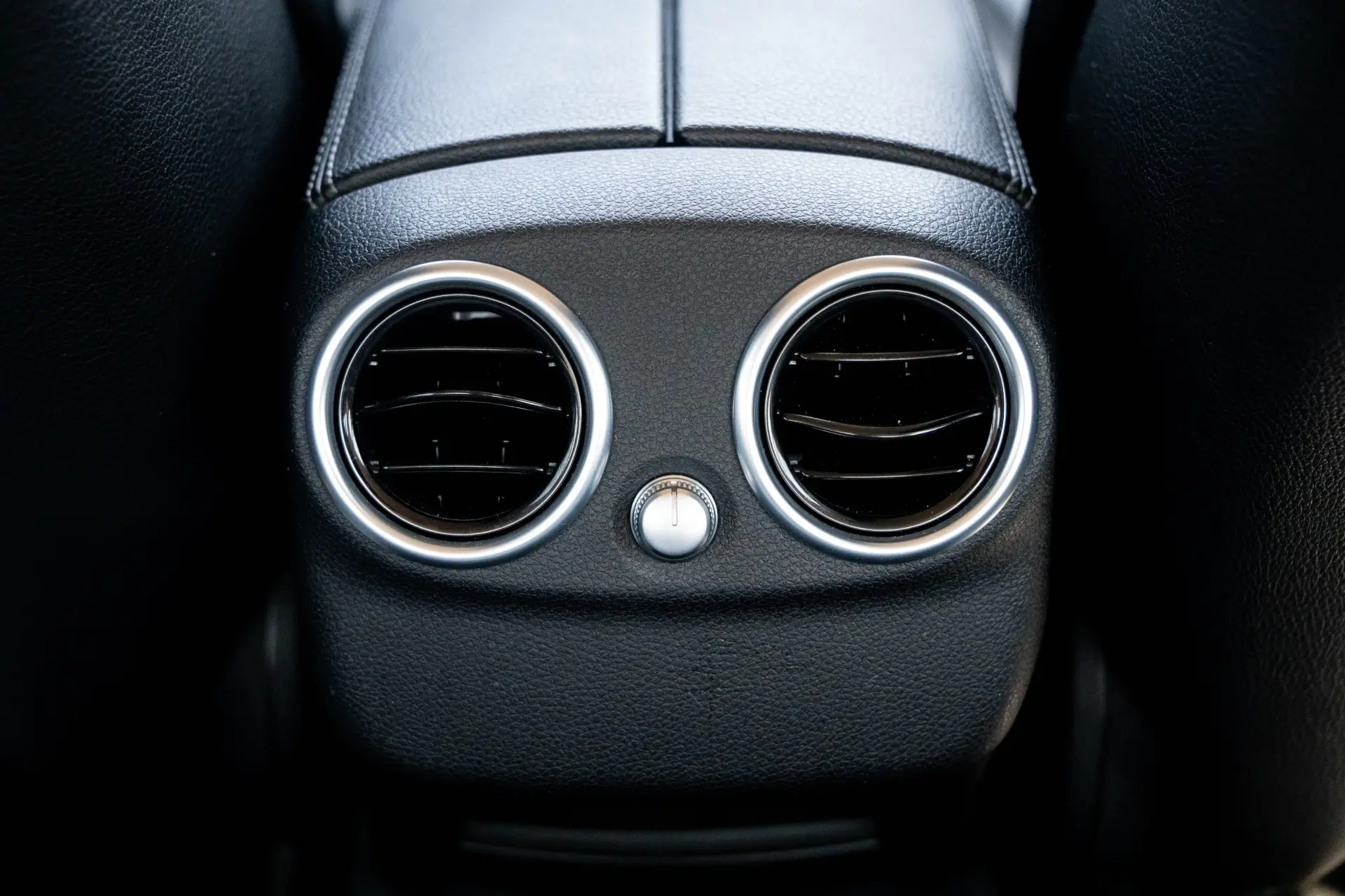 Mercedes-Benz C 200 d Avantgarde 23