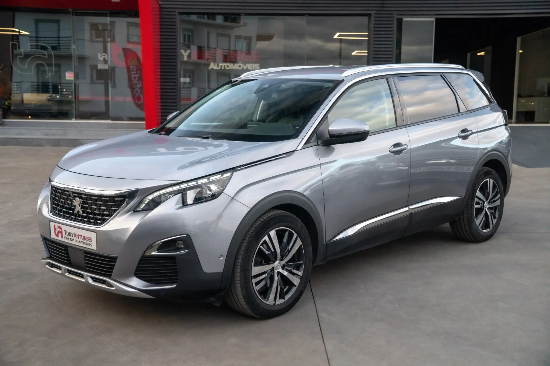 Peugeot 5008 1.6 BlueHDi Allure 2