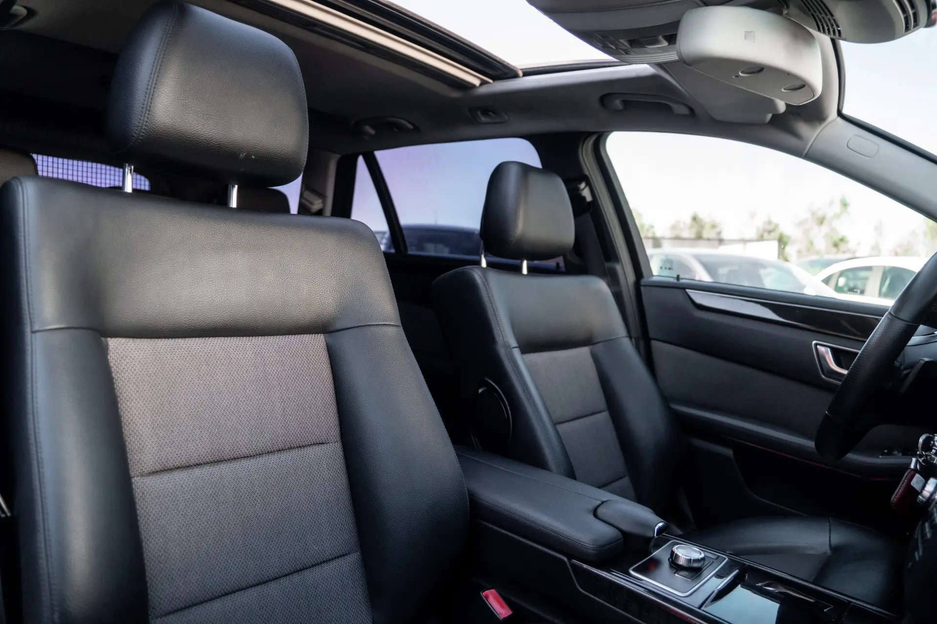 Mercedes-Benz E 220 BlueTEC 9G-TRONIC Avantgarde 23
