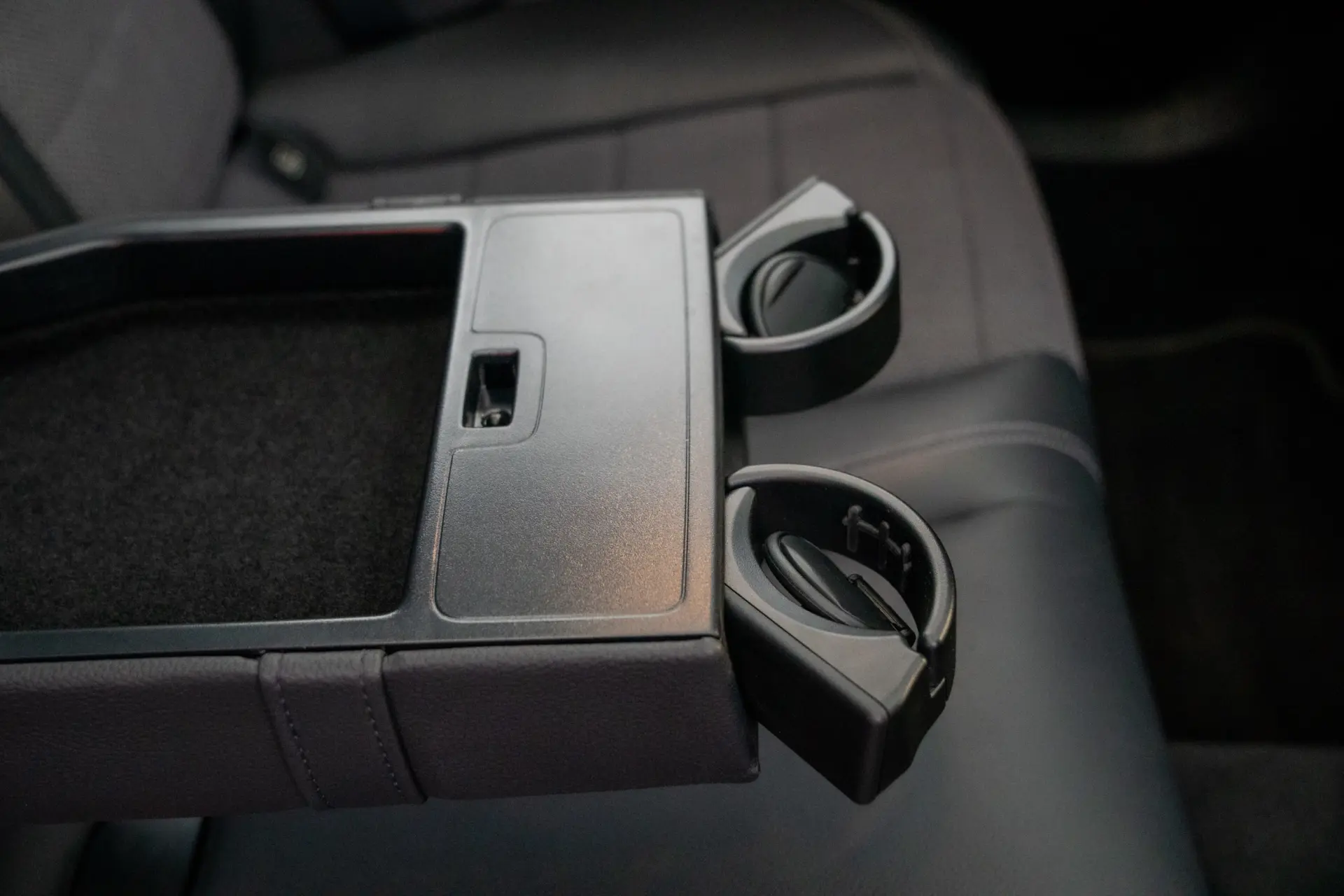 Mercedes-Benz E 300 de 9G-TRONIC Avantgarde 26