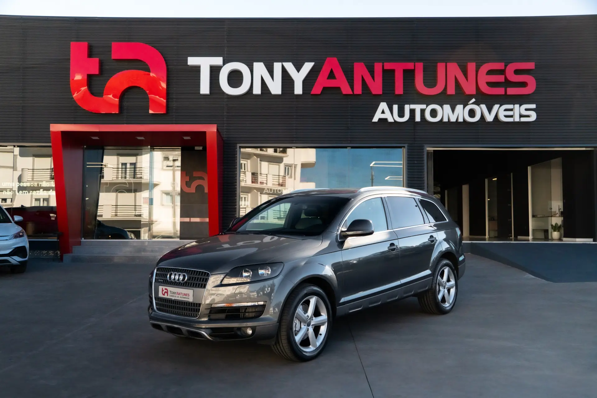 Audi Q7 3.0 TDI DPF quattro tiptronic 1