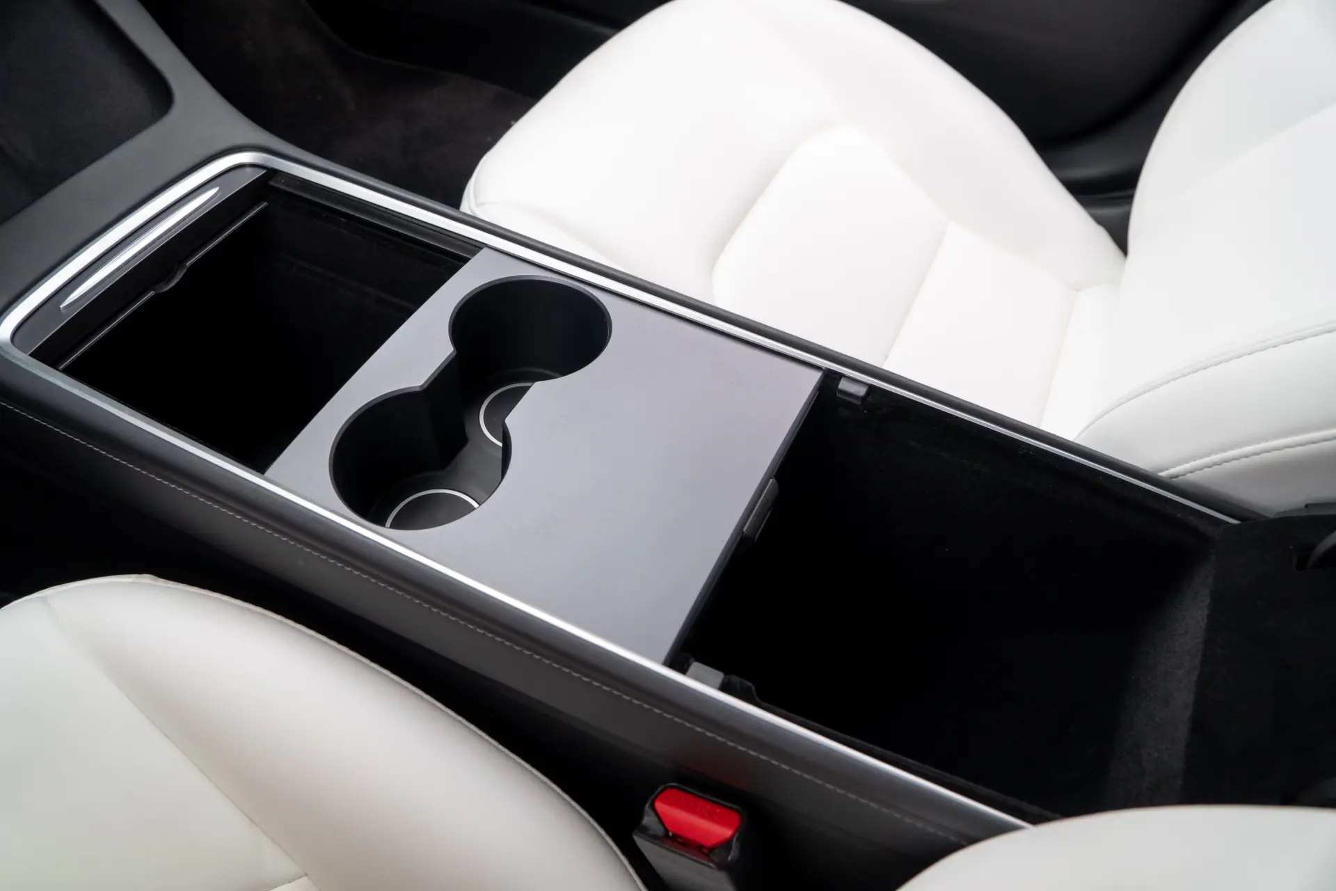 Tesla Model 3 Standard Range Plus RWD 3