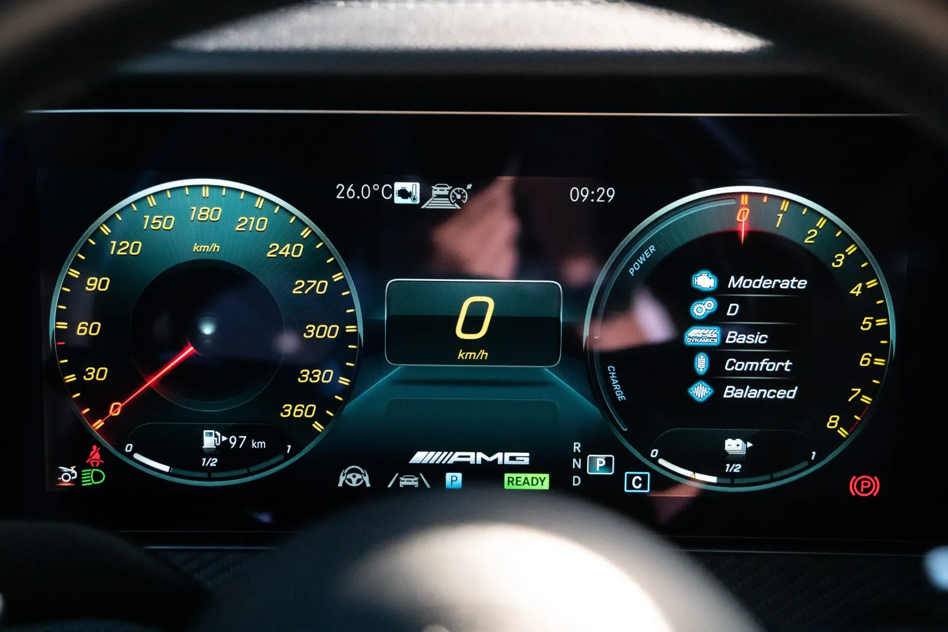 Mercedes-Benz AMG GT 63 S E Performance 25
