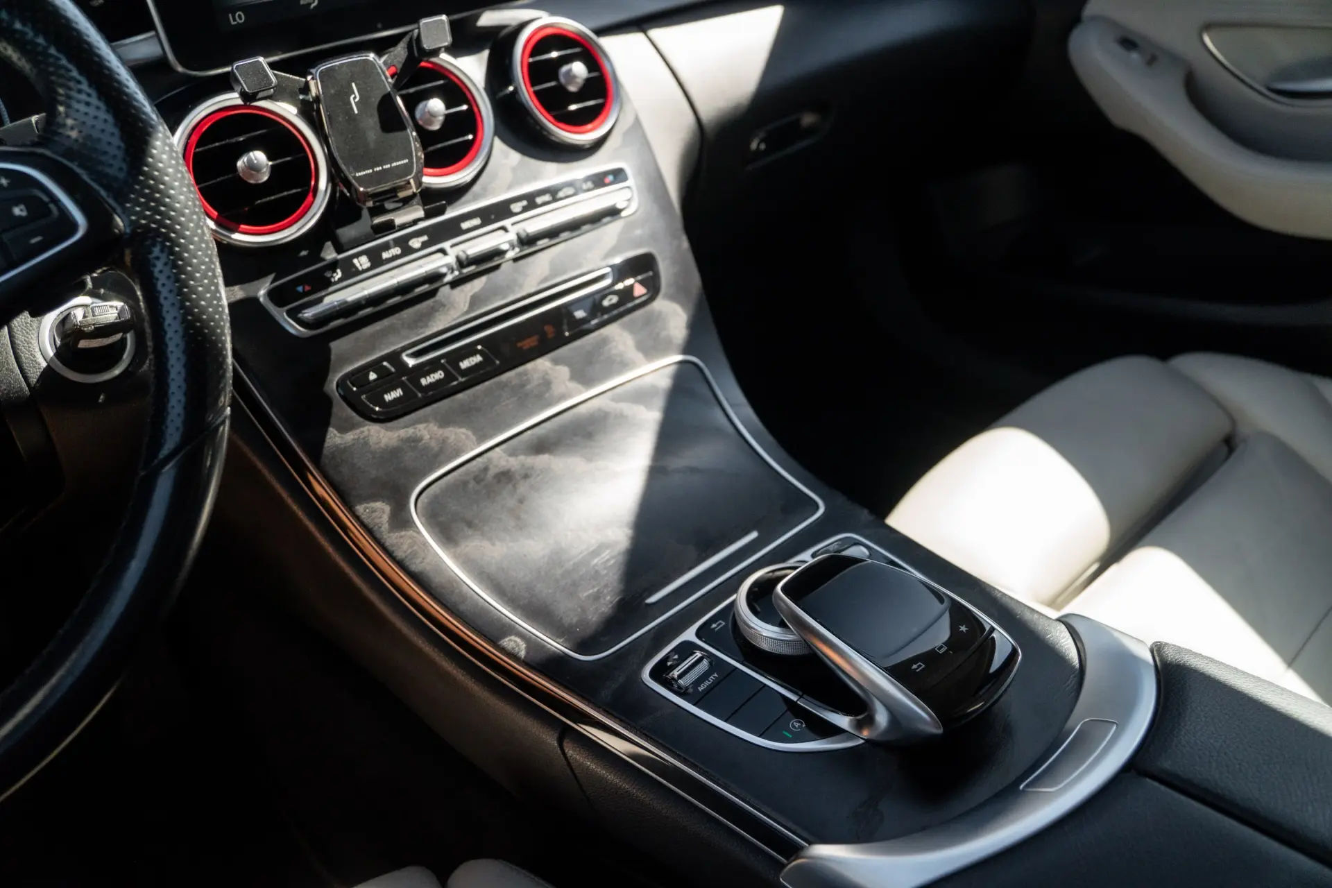 Mercedes-Benz C 250 d 4Matic Station 9G-TRONIC Avantgarde 21