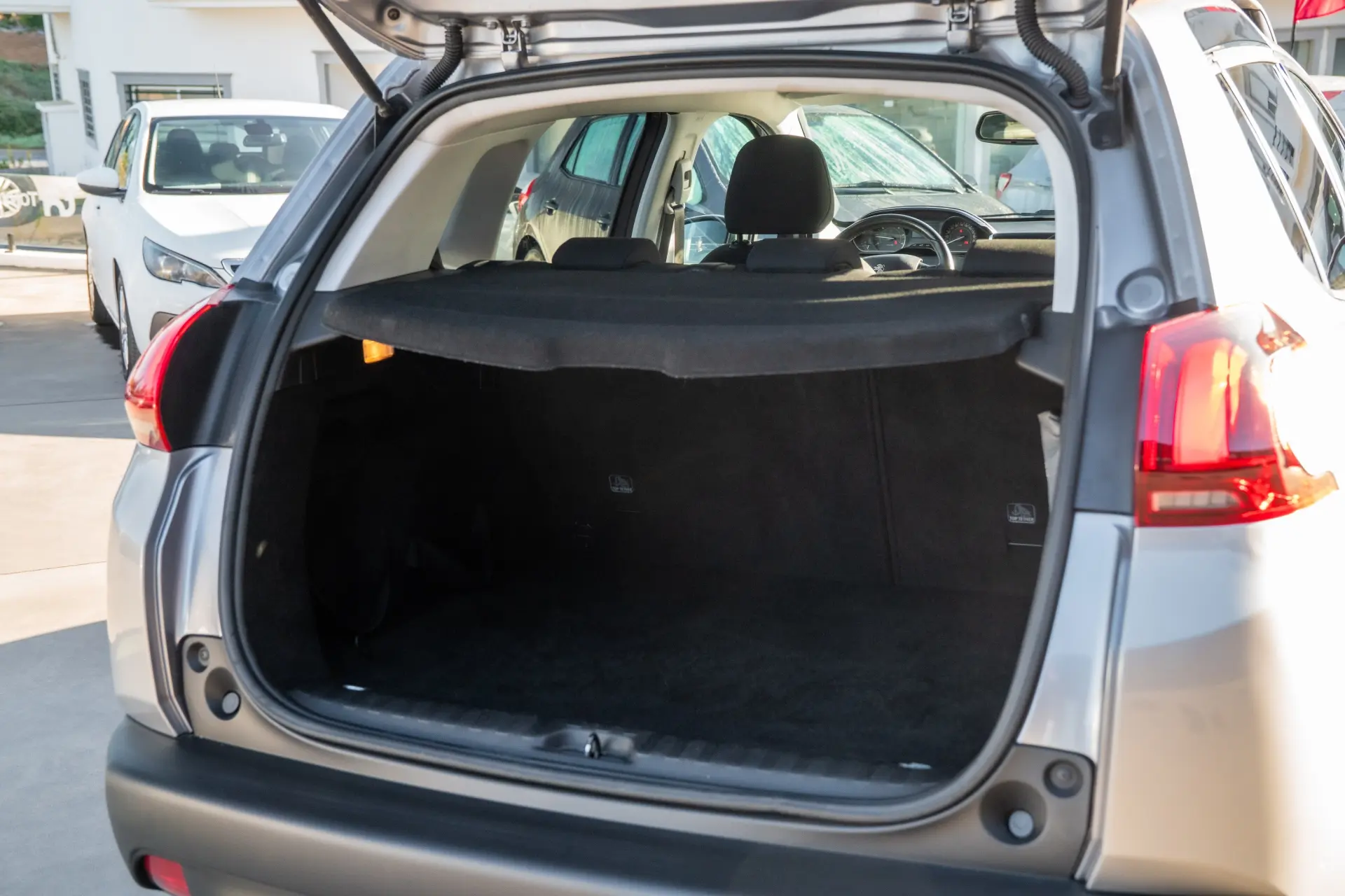 Peugeot 2008 1.6 BlueHDi Access 29