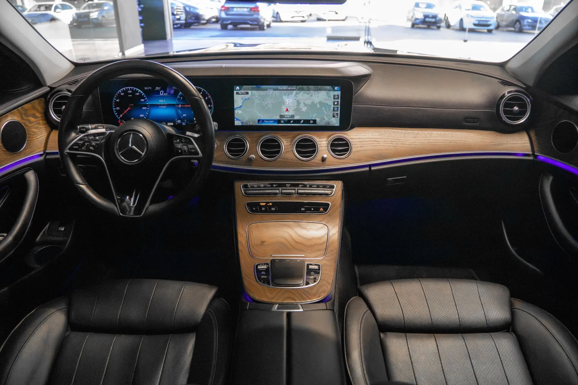 Mercedes-Benz E 300 de 9G-TRONIC AMG Line 6