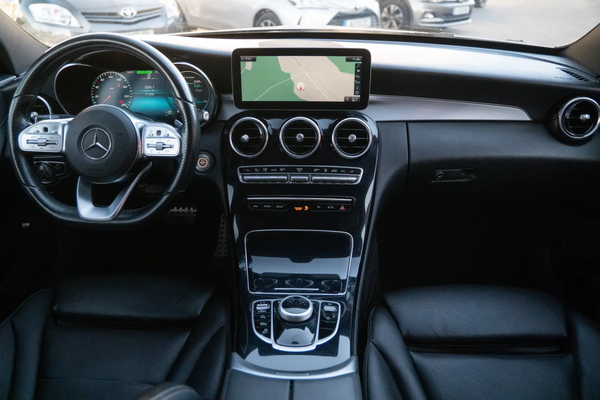 Mercedes-Benz C 300 de AMG Line 5