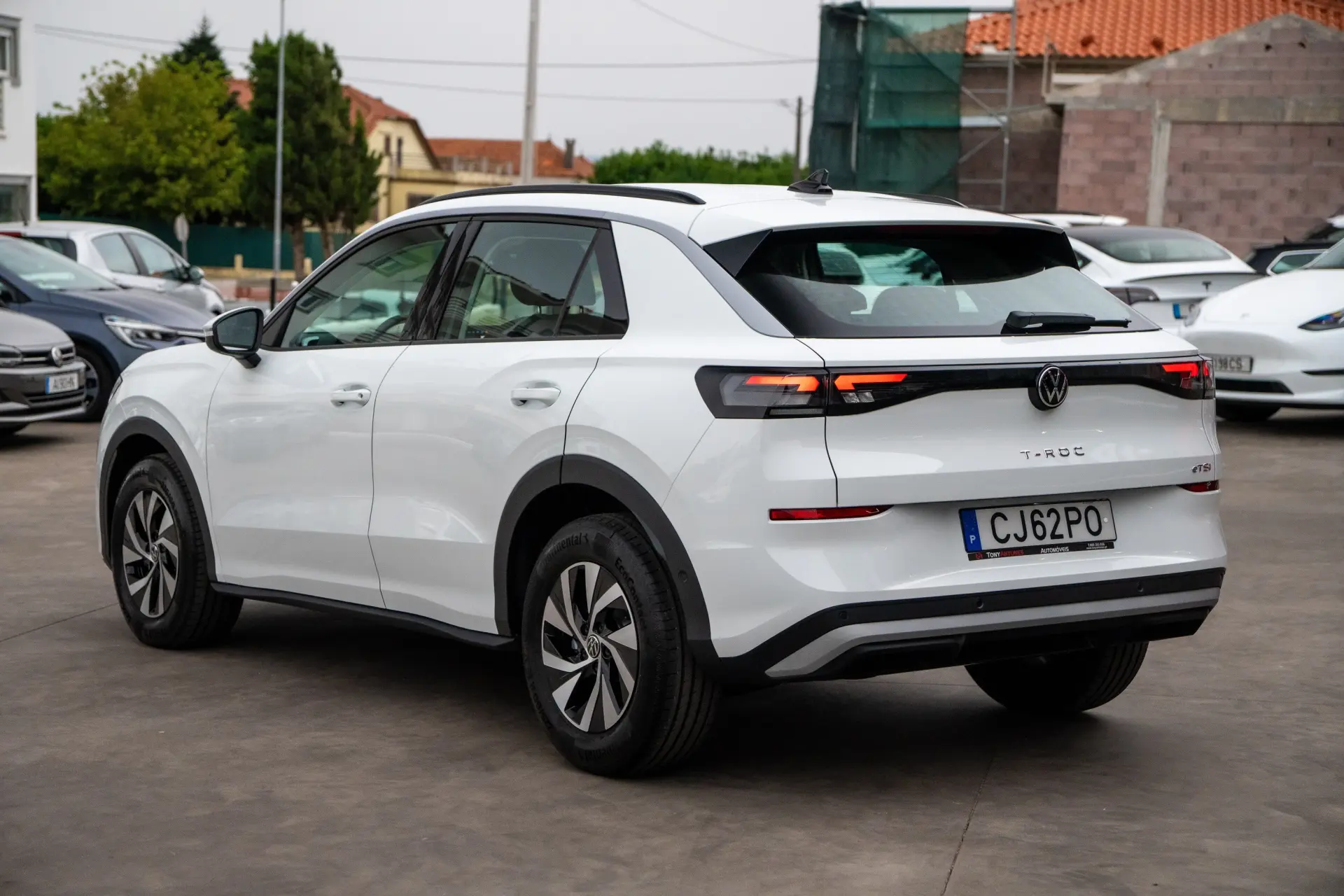 Volkswagen T-Roc 1.5 eTSI Life DSG 9