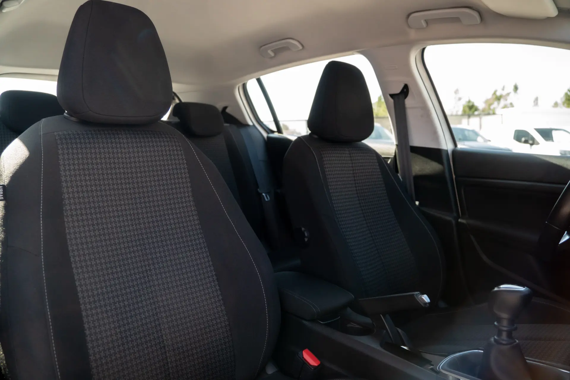 Peugeot 308 1.5 BlueHDi Business Line 24