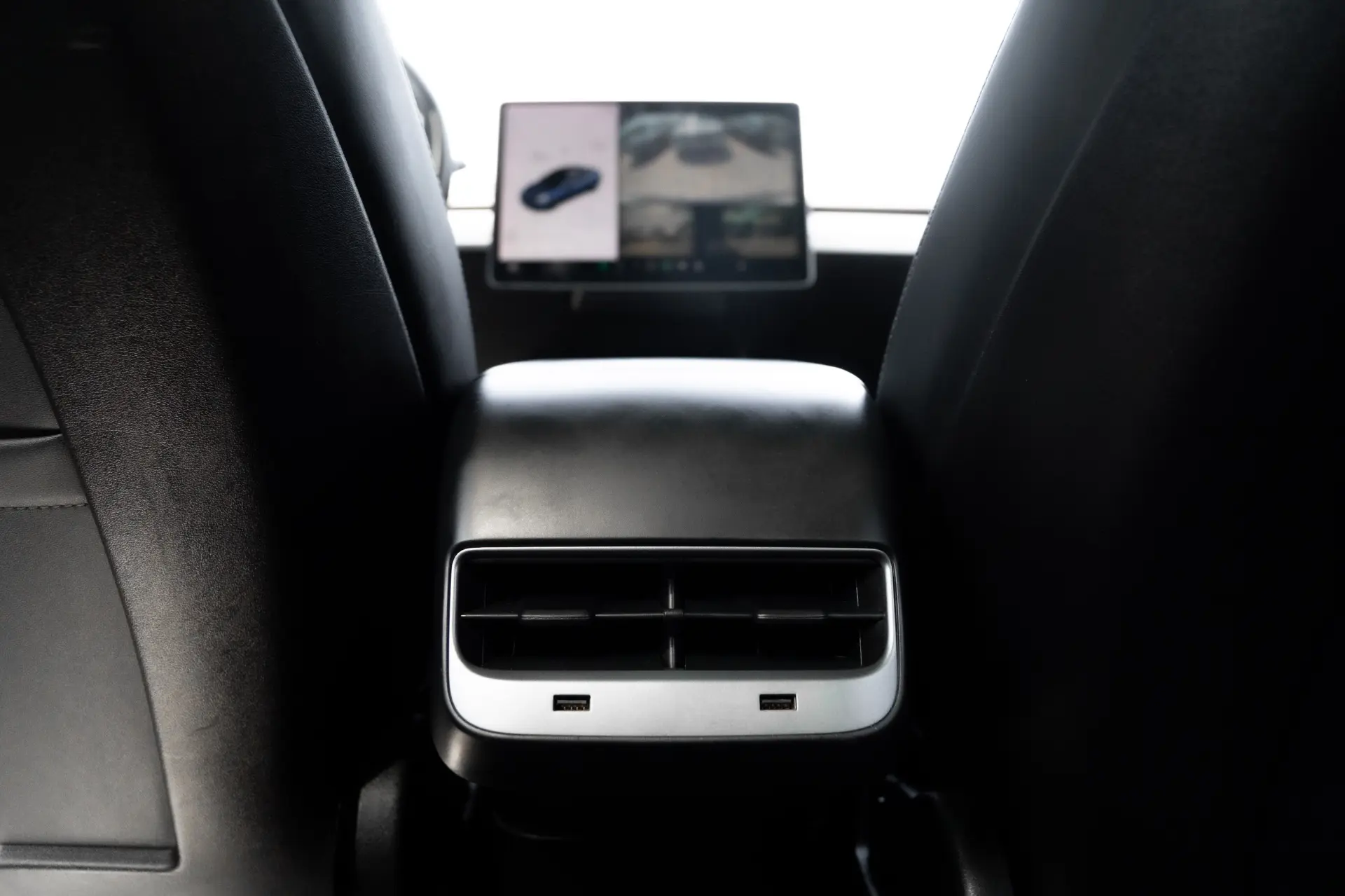 Tesla Model 3 Standard Range Plus RWD 16