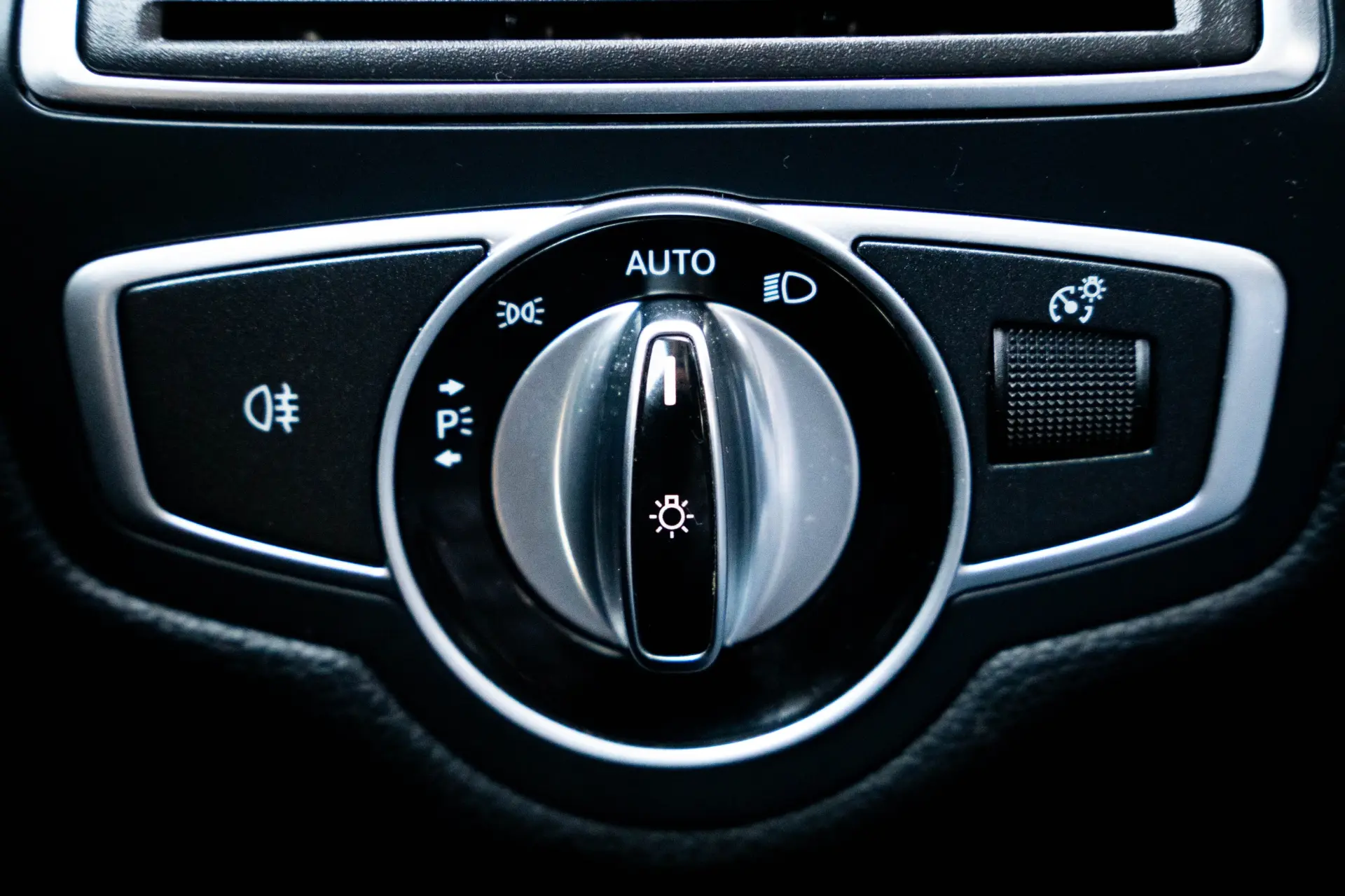 Mercedes-Benz C 200 d Avantgarde 19